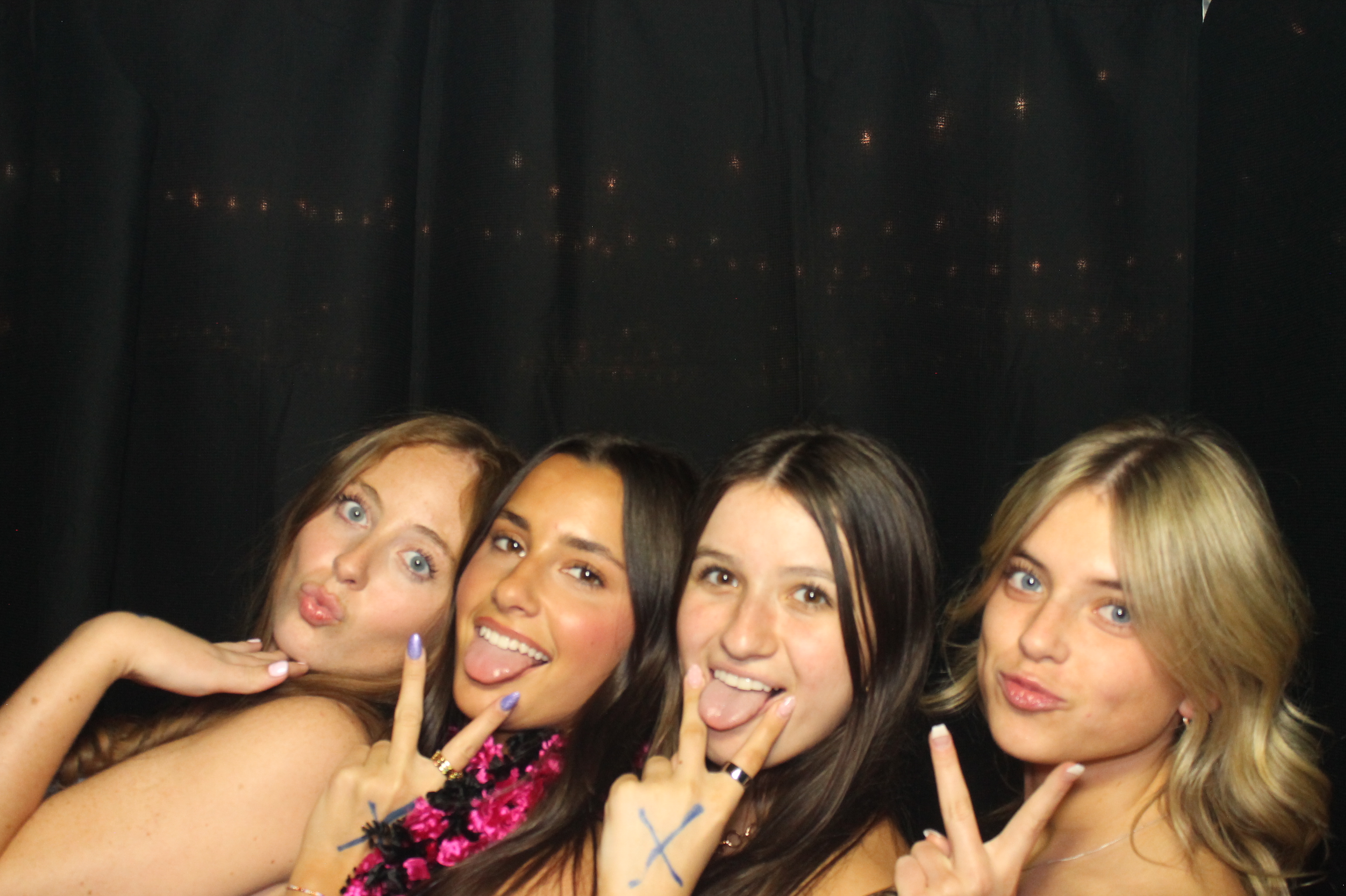 Kappa Alpha Theta Formal | View more photos from the event at gallery.photoboothcincy.com/u/PhotoBoothCincy/Kappa-Alpha-Theta-Formal-0