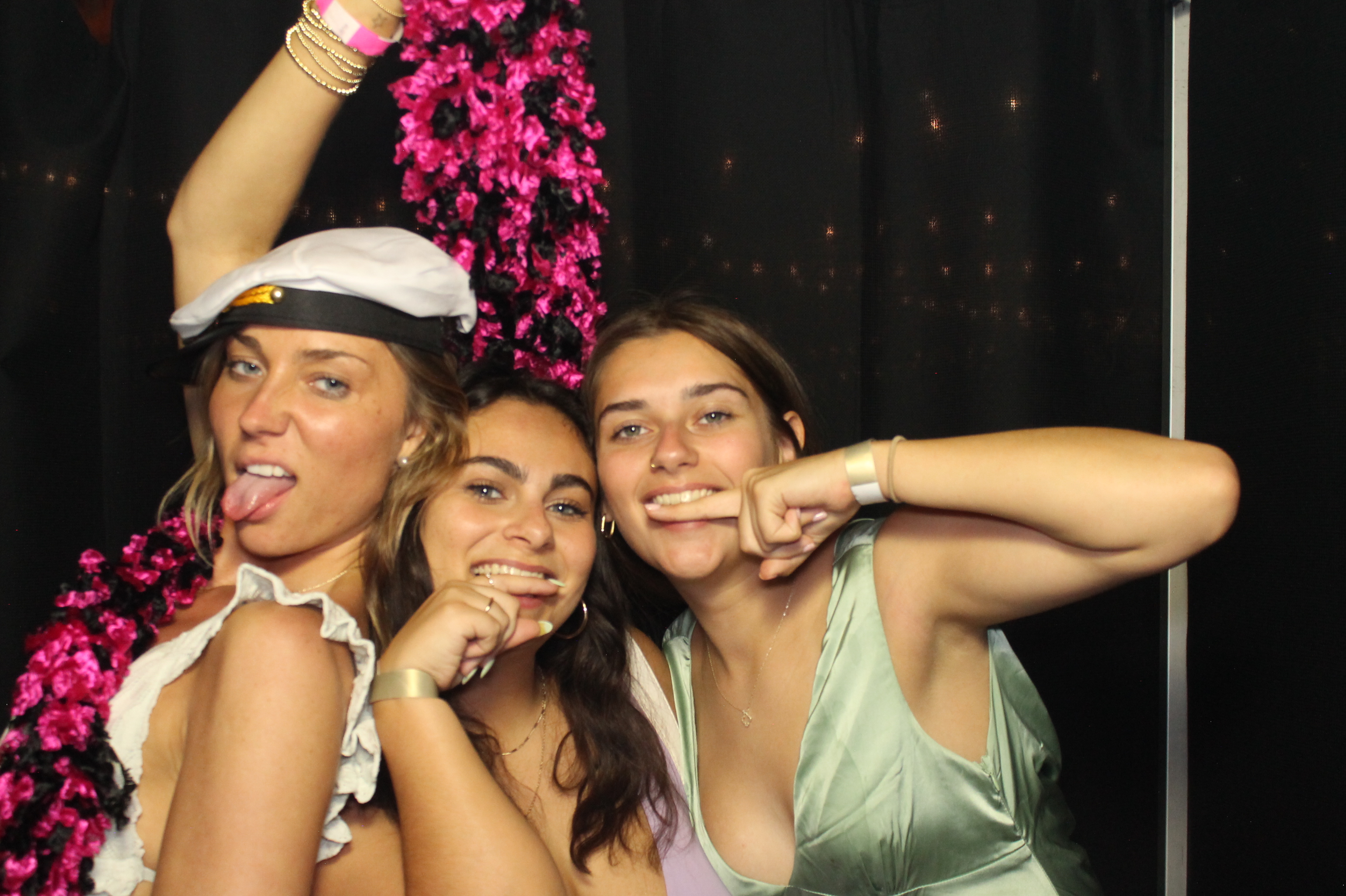 Kappa Alpha Theta Formal | View more photos from the event at gallery.photoboothcincy.com/u/PhotoBoothCincy/Kappa-Alpha-Theta-Formal-0