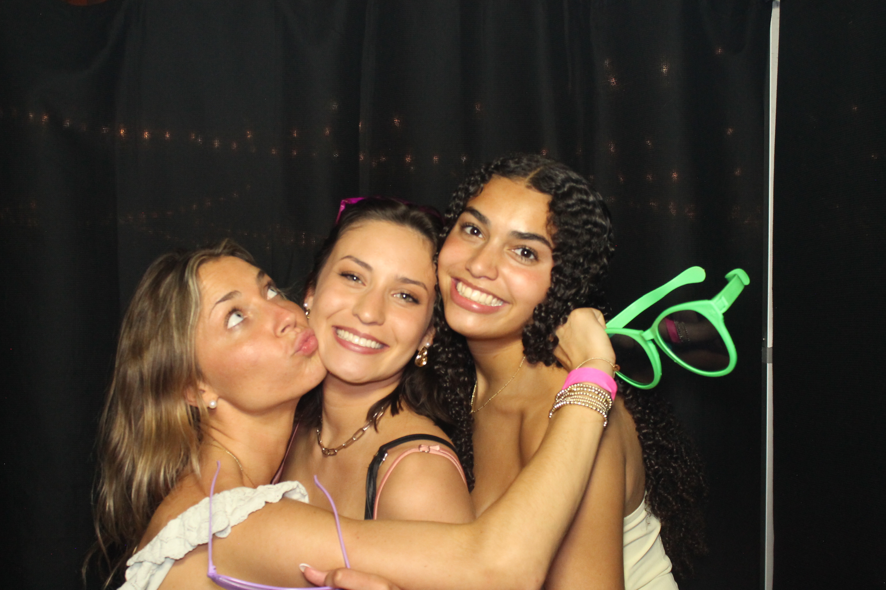 Kappa Alpha Theta Formal | View more photos from the event at gallery.photoboothcincy.com/u/PhotoBoothCincy/Kappa-Alpha-Theta-Formal-0