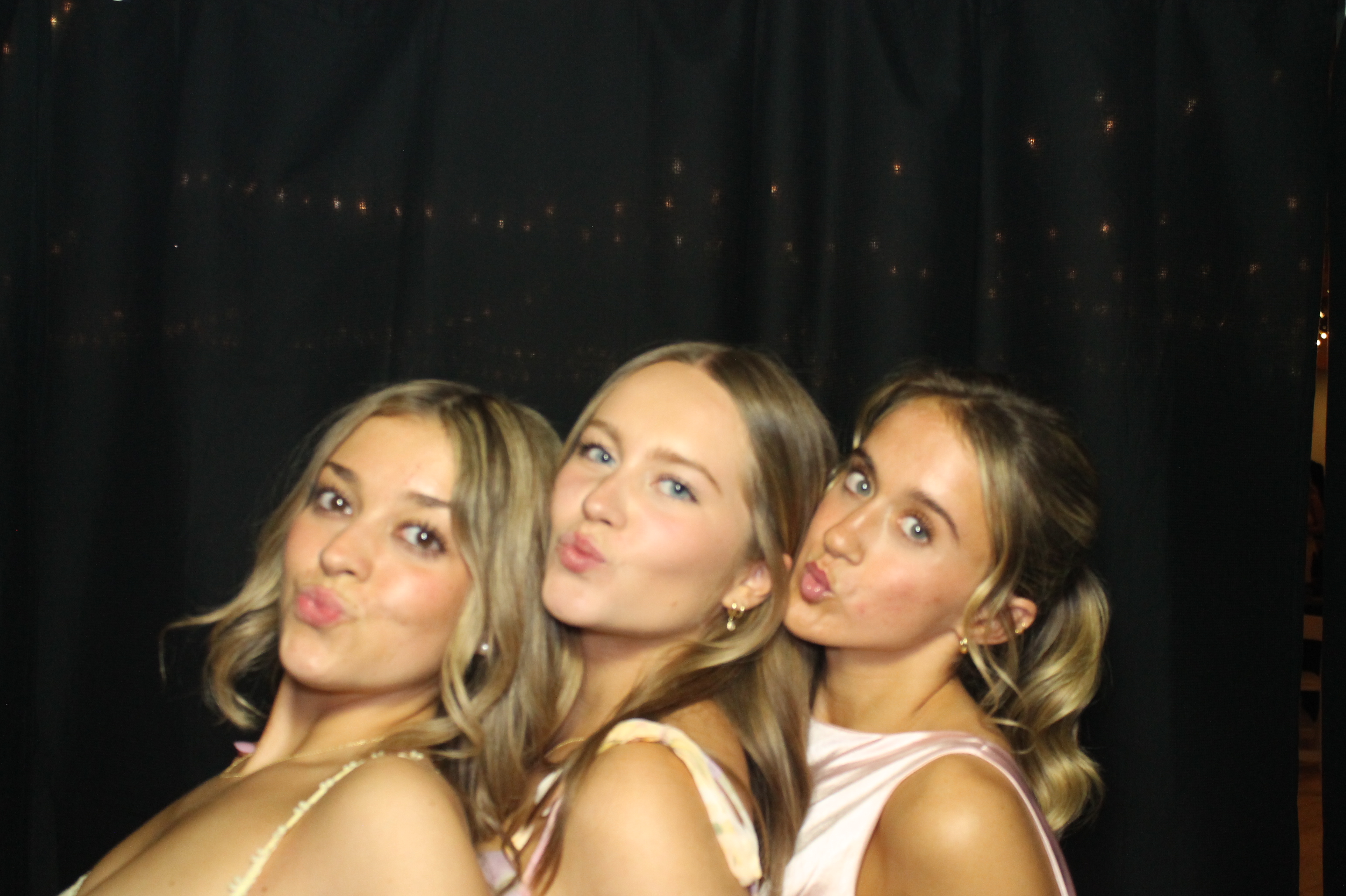 Kappa Alpha Theta Formal | View more photos from the event at gallery.photoboothcincy.com/u/PhotoBoothCincy/Kappa-Alpha-Theta-Formal-0
