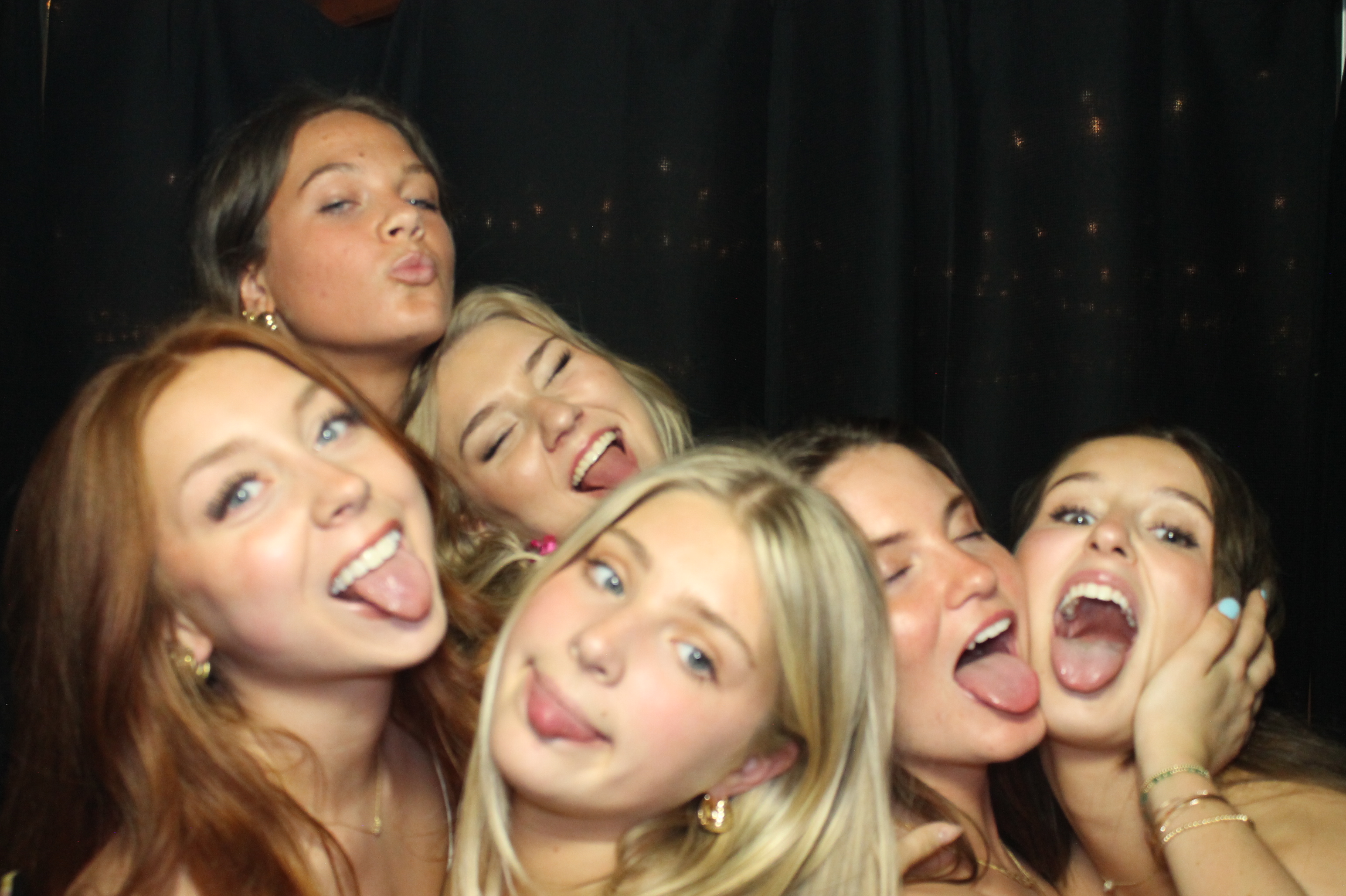 Kappa Alpha Theta Formal | View more photos from the event at gallery.photoboothcincy.com/u/PhotoBoothCincy/Kappa-Alpha-Theta-Formal-0