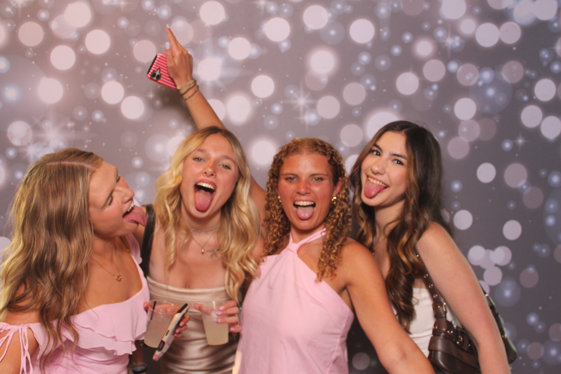 Kappa Delta Spring Formal | View more photos from the event at gallery.photoboothcincy.com/u/PhotoBoothCincy/Kappa-Delta-Spring-Formal