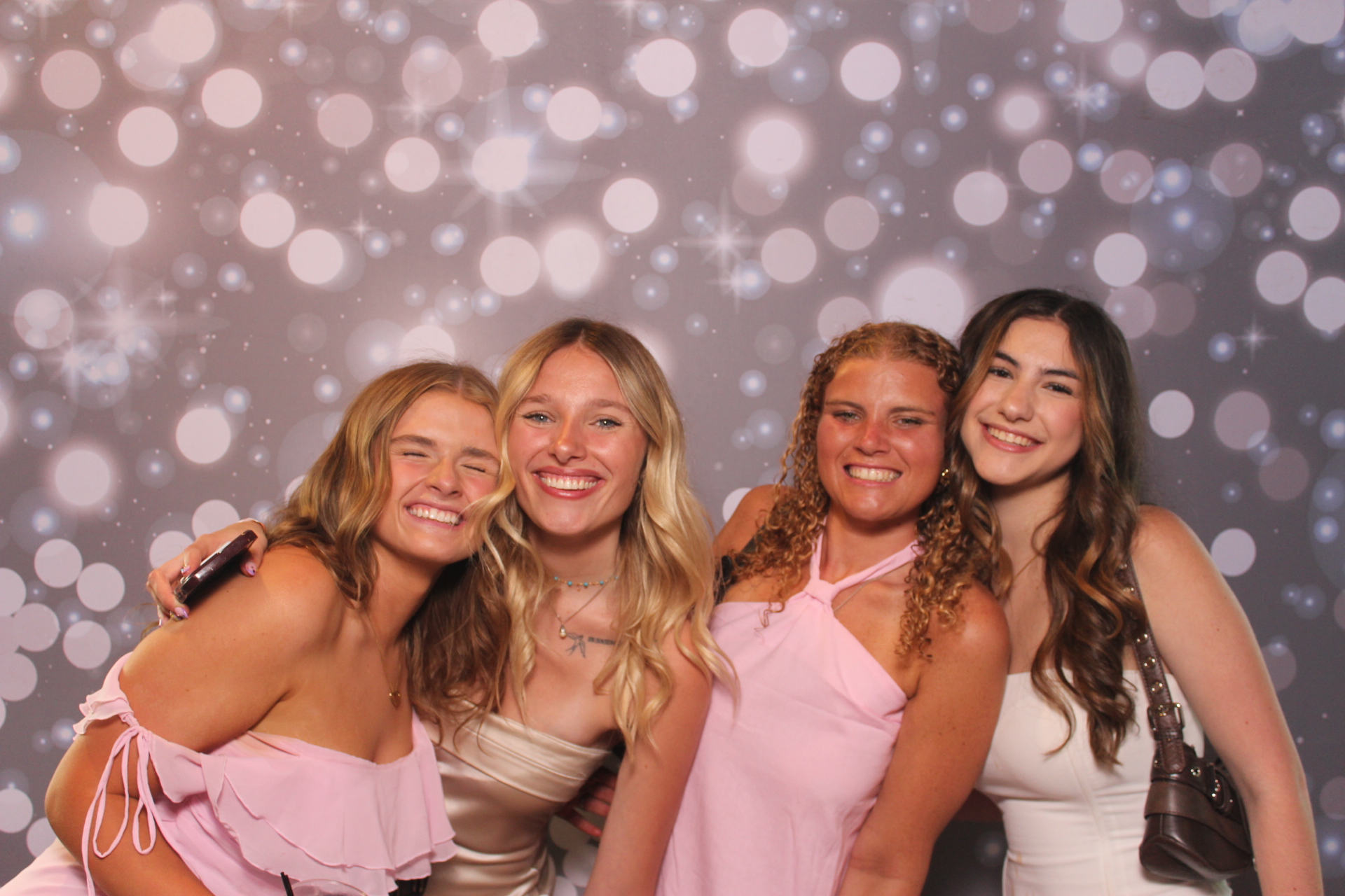 Kappa Delta Spring Formal | View more photos from the event at gallery.photoboothcincy.com/u/PhotoBoothCincy/Kappa-Delta-Spring-Formal