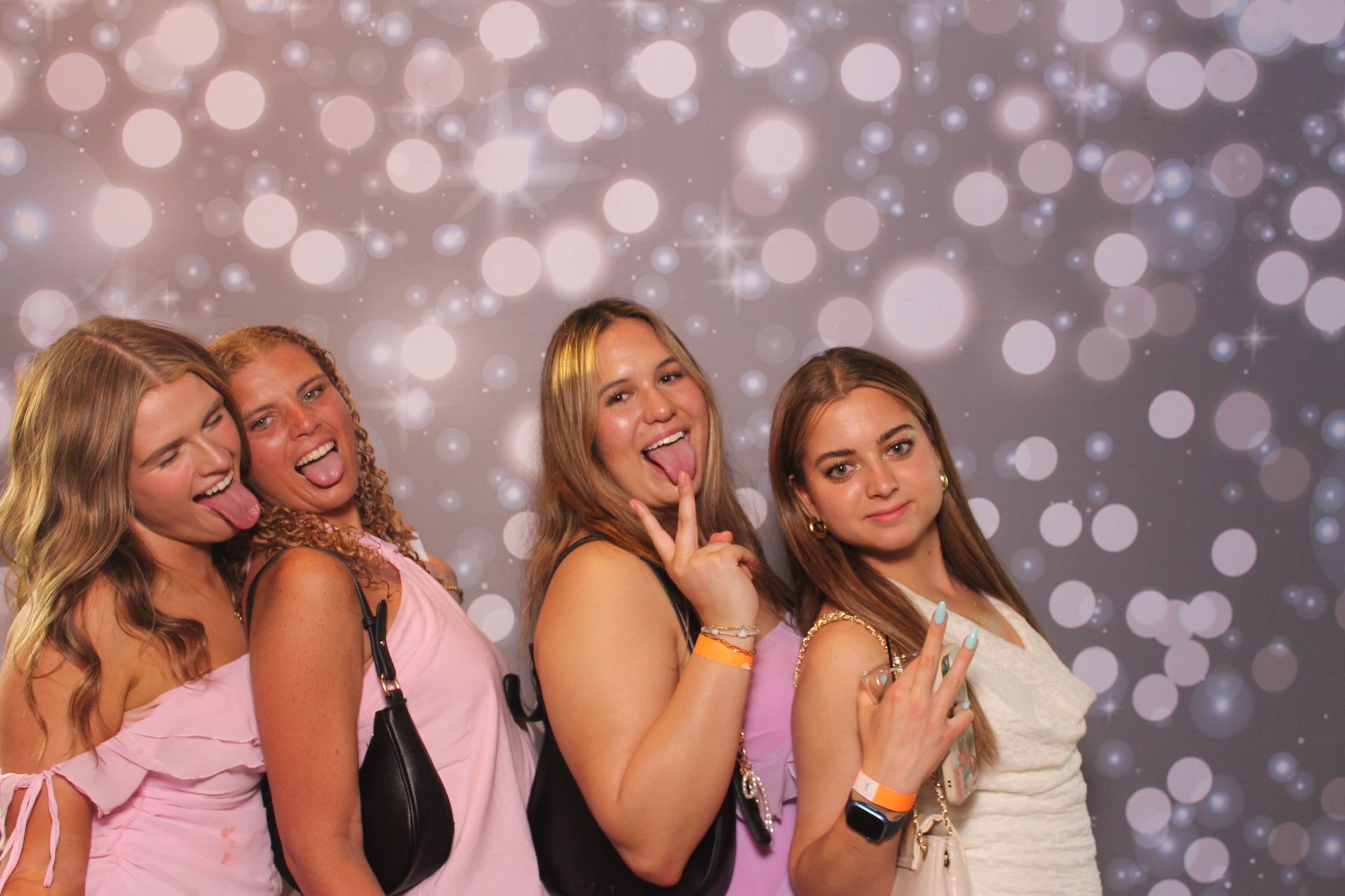 Kappa Delta Spring Formal | View more photos from the event at gallery.photoboothcincy.com/u/PhotoBoothCincy/Kappa-Delta-Spring-Formal