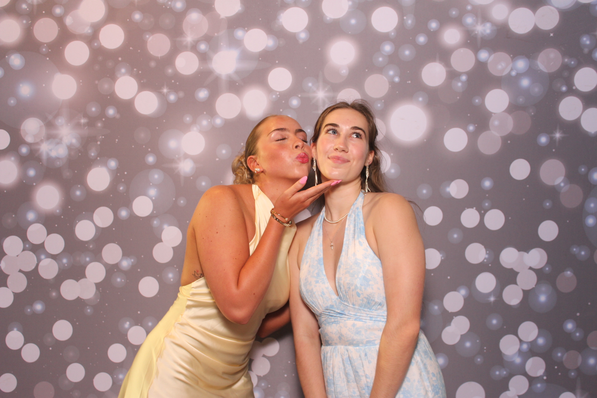 Kappa Delta Spring Formal | View more photos from the event at gallery.photoboothcincy.com/u/PhotoBoothCincy/Kappa-Delta-Spring-Formal