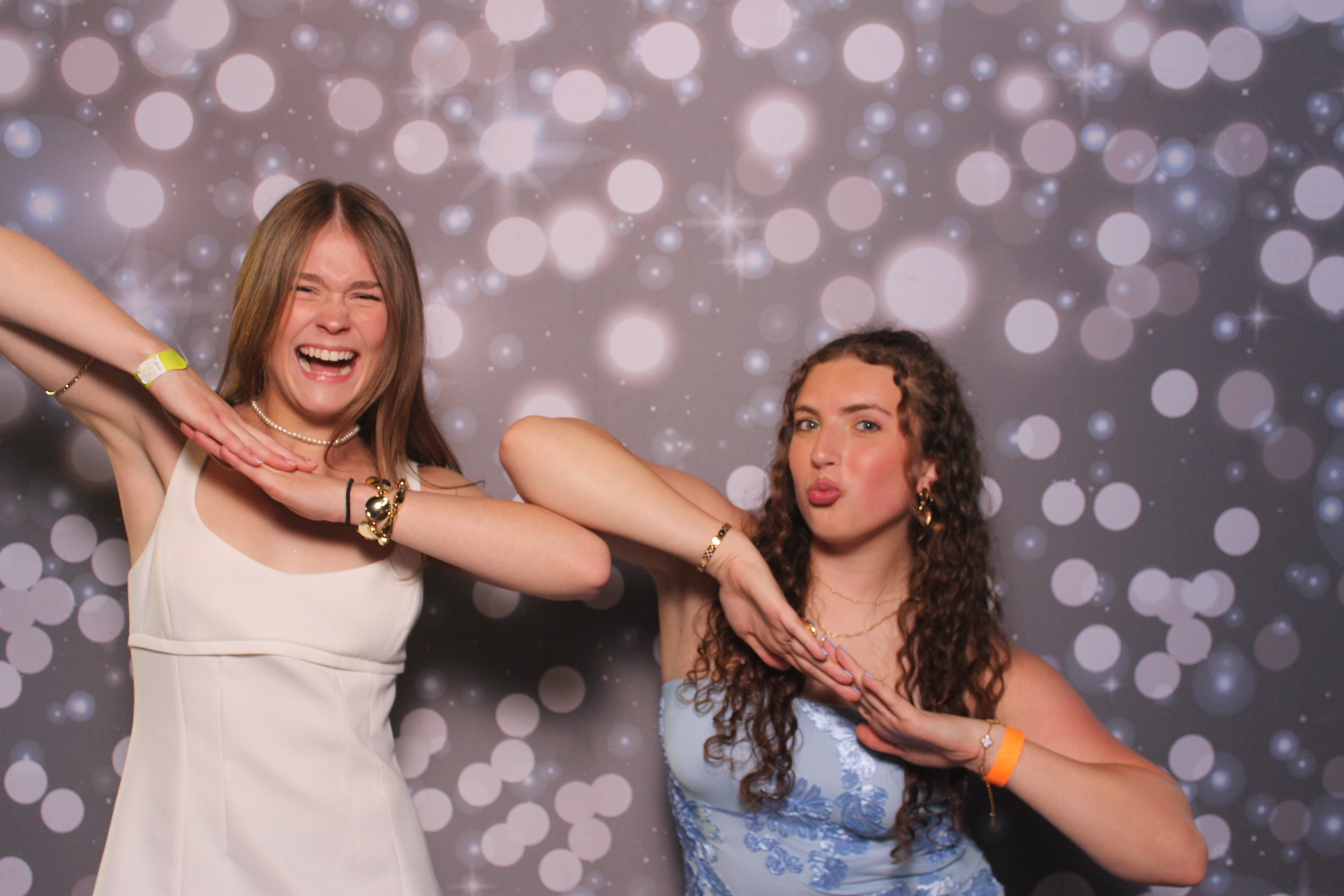 Kappa Delta Spring Formal | View more photos from the event at gallery.photoboothcincy.com/u/PhotoBoothCincy/Kappa-Delta-Spring-Formal
