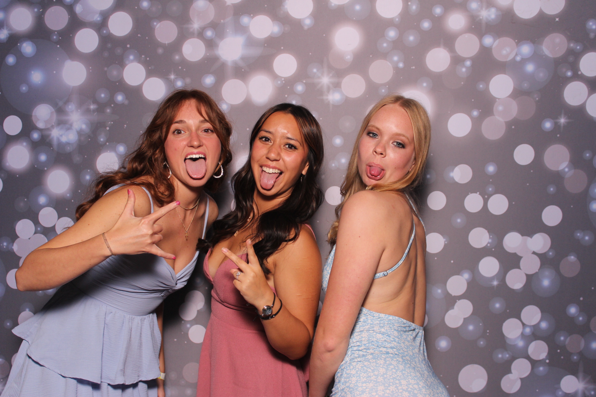Kappa Delta Spring Formal | View more photos from the event at gallery.photoboothcincy.com/u/PhotoBoothCincy/Kappa-Delta-Spring-Formal