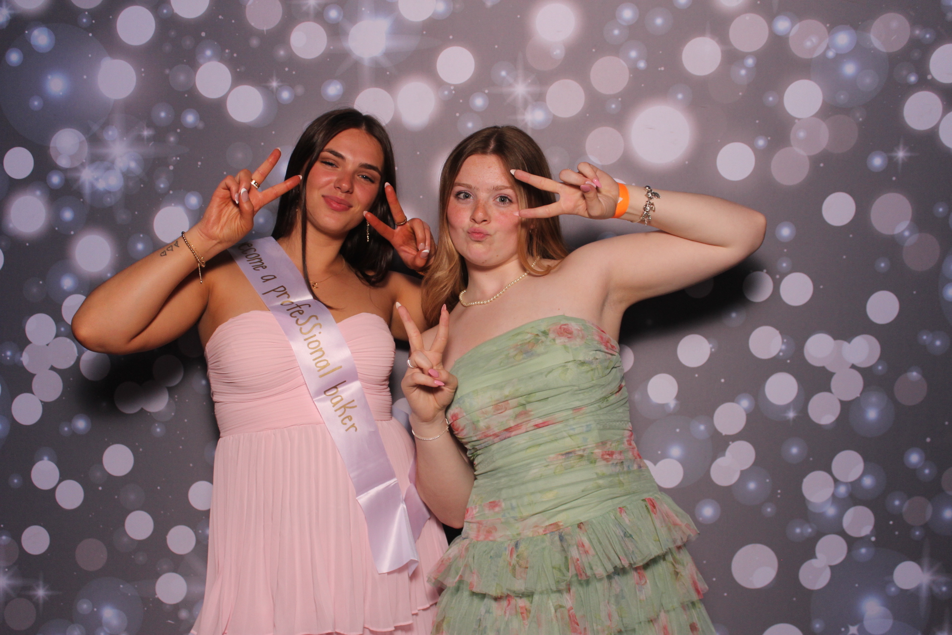 Kappa Delta Spring Formal | View more photos from the event at gallery.photoboothcincy.com/u/PhotoBoothCincy/Kappa-Delta-Spring-Formal