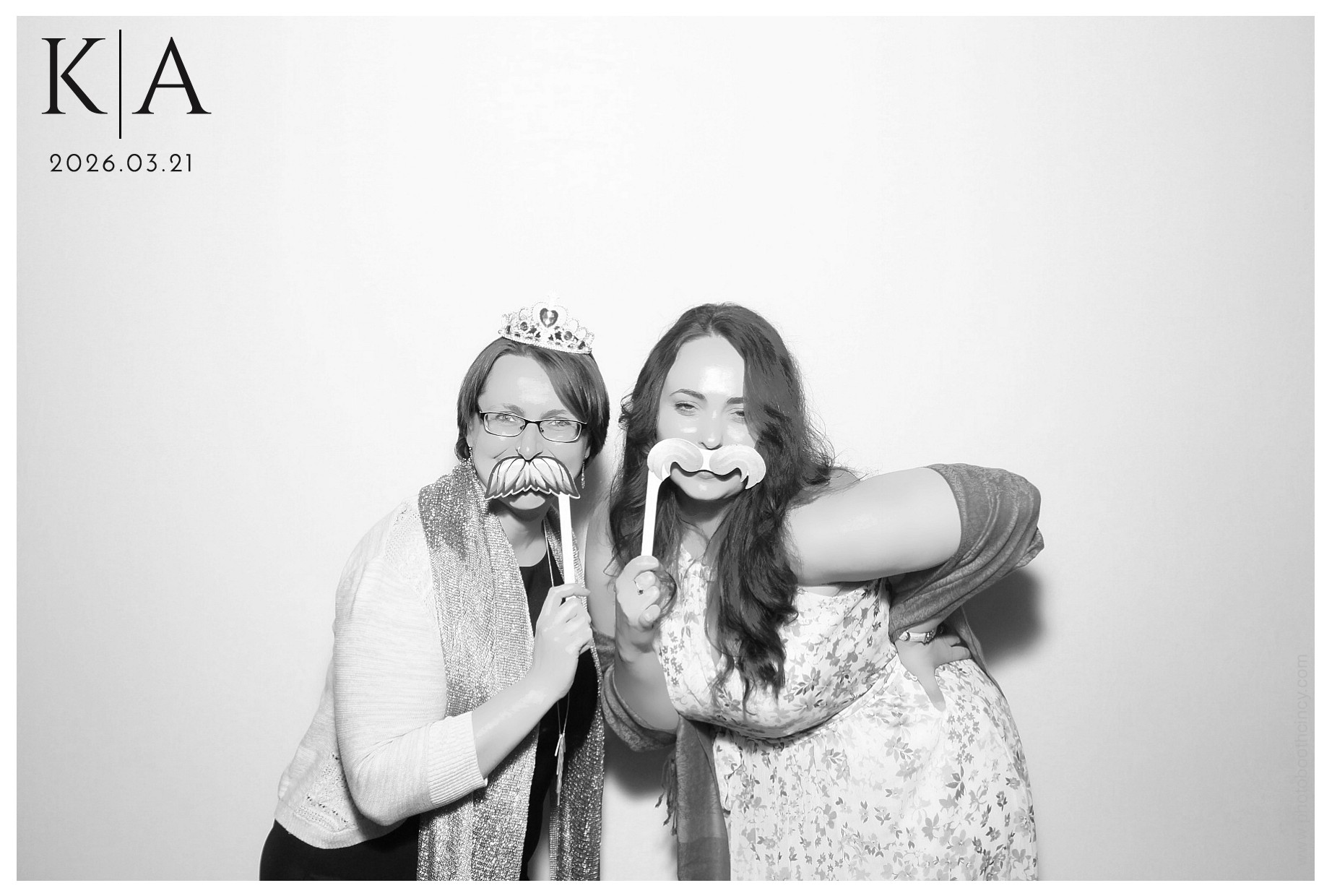 Katie & Alan Reception | View more photos from the event at gallery.photoboothcincy.com/u/PhotoBoothCincy/Katie-Alan-Reception