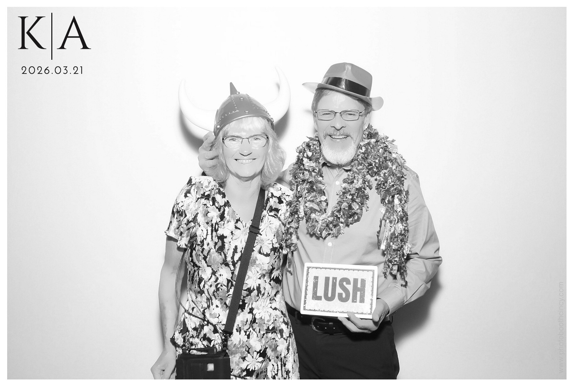 Katie & Alan Reception | View more photos from the event at gallery.photoboothcincy.com/u/PhotoBoothCincy/Katie-Alan-Reception