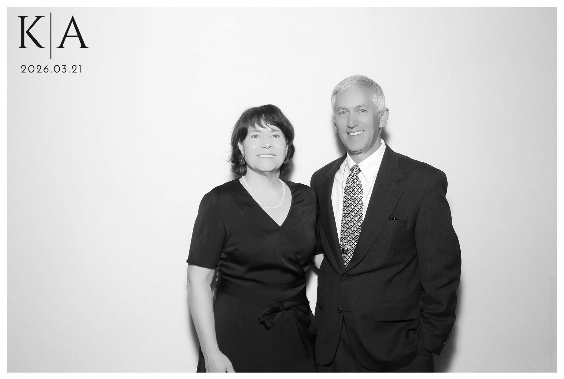 Katie & Alan Reception | View more photos from the event at gallery.photoboothcincy.com/u/PhotoBoothCincy/Katie-Alan-Reception