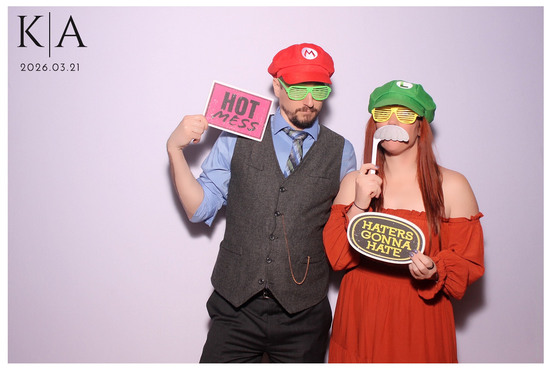 Katie & Alan Reception | View more photos from the event at gallery.photoboothcincy.com/u/PhotoBoothCincy/Katie-Alan-Reception