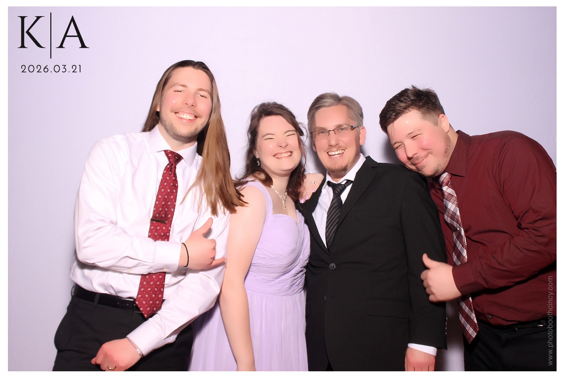 Katie & Alan Reception | View more photos from the event at gallery.photoboothcincy.com/u/PhotoBoothCincy/Katie-Alan-Reception