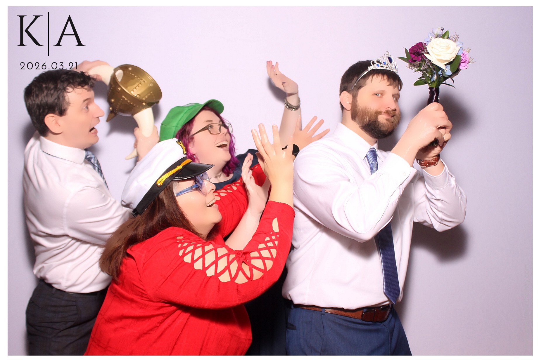 Katie & Alan Reception | View more photos from the event at gallery.photoboothcincy.com/u/PhotoBoothCincy/Katie-Alan-Reception