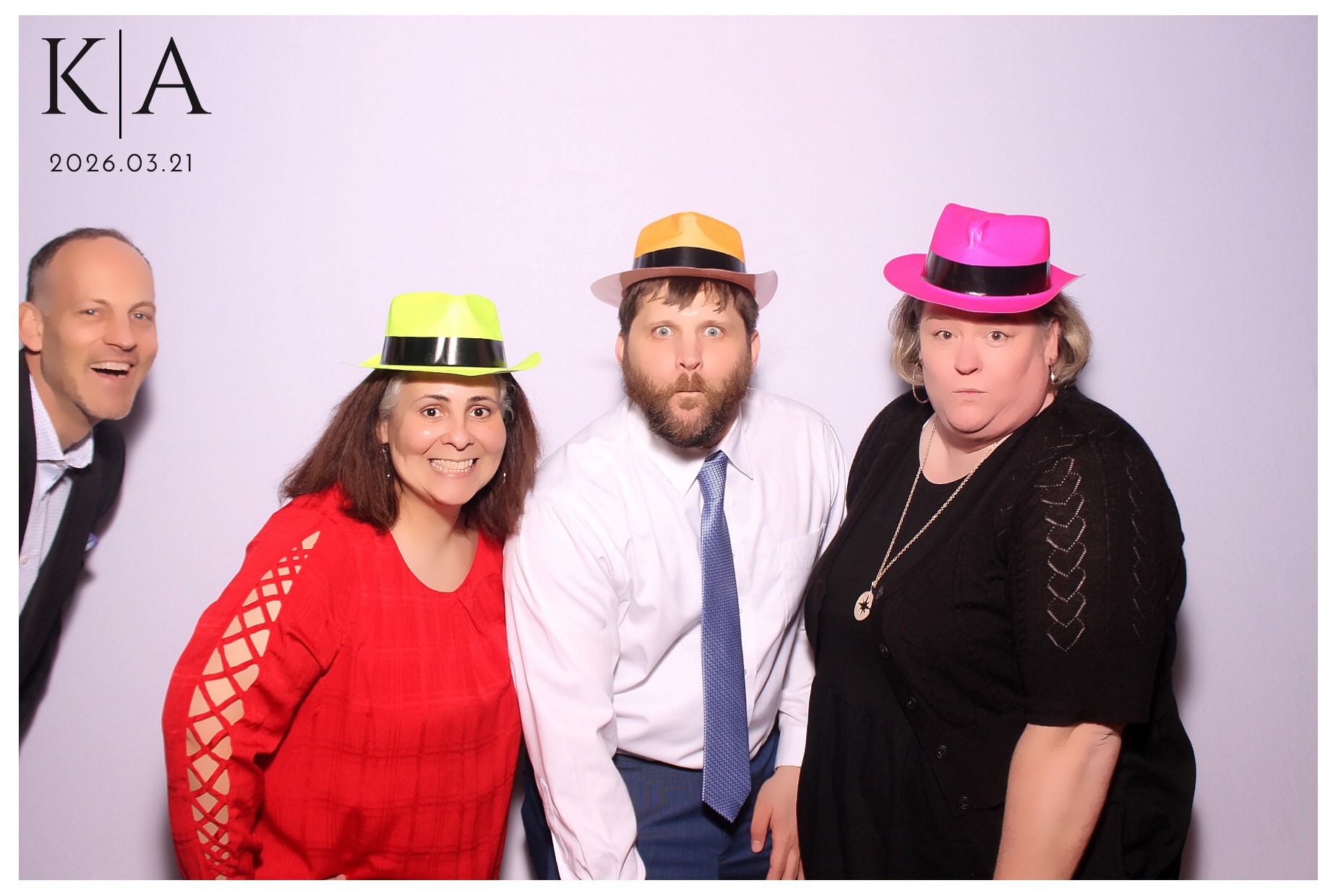 Katie & Alan Reception | View more photos from the event at gallery.photoboothcincy.com/u/PhotoBoothCincy/Katie-Alan-Reception