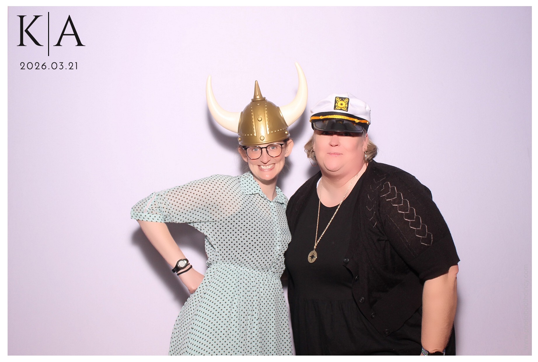 Katie & Alan Reception | View more photos from the event at gallery.photoboothcincy.com/u/PhotoBoothCincy/Katie-Alan-Reception
