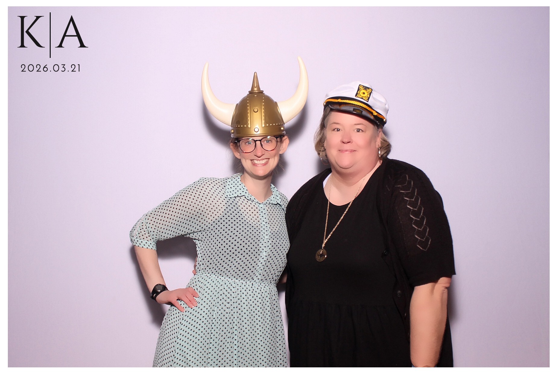 Katie & Alan Reception | View more photos from the event at gallery.photoboothcincy.com/u/PhotoBoothCincy/Katie-Alan-Reception