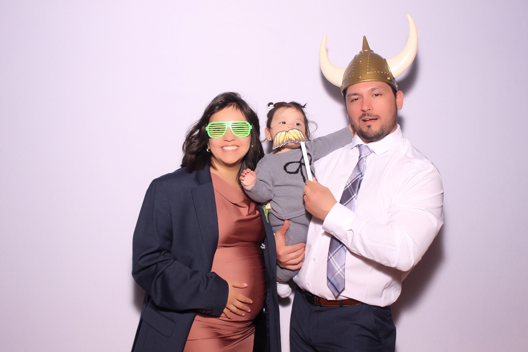 Katie & Alan Reception | View more photos from the event at gallery.photoboothcincy.com/u/PhotoBoothCincy/Katie-Alan-Reception