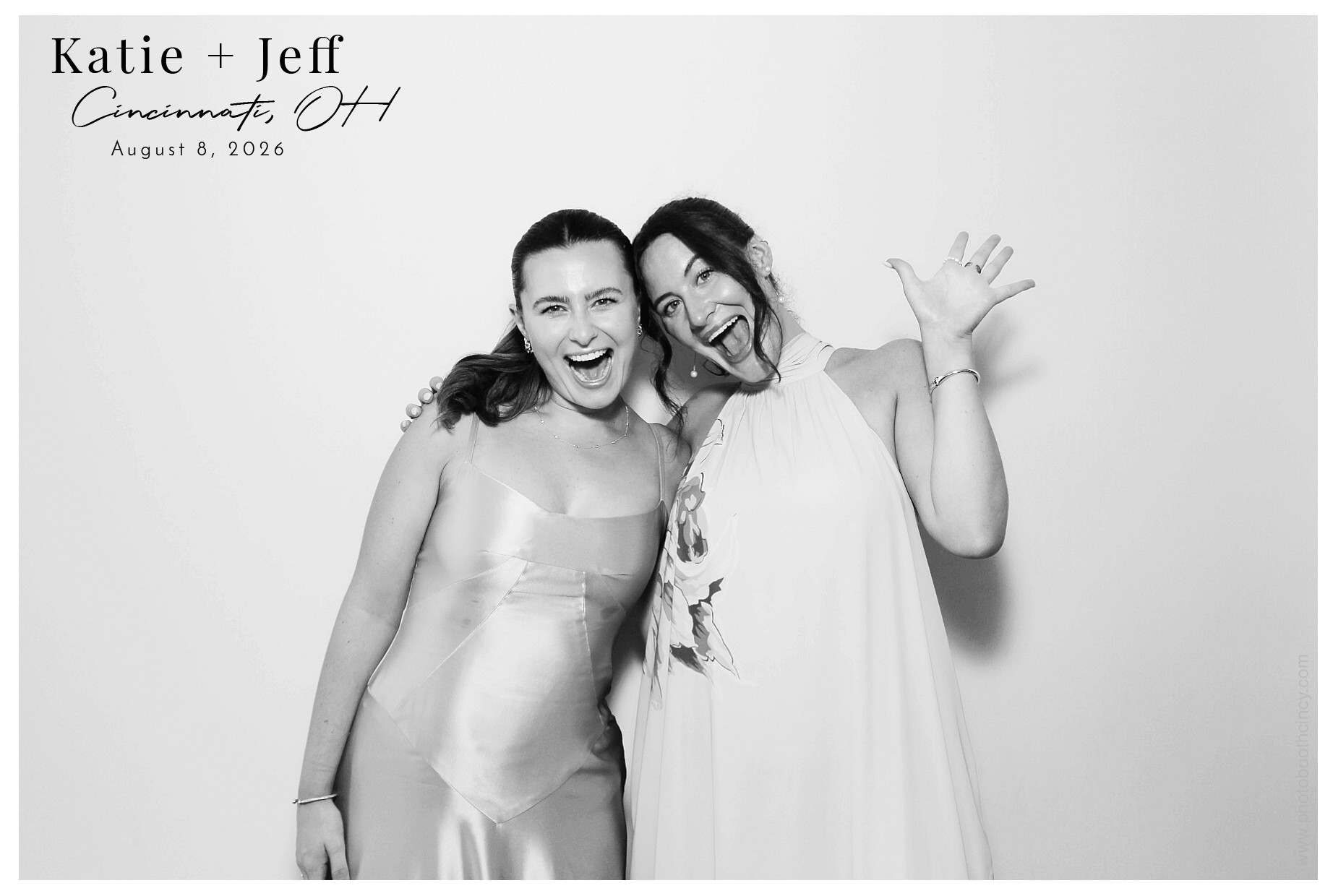 Katie & Jeff | View more photos from the event at gallery.photoboothcincy.com/u/PhotoBoothCincy/Katie-Jeff