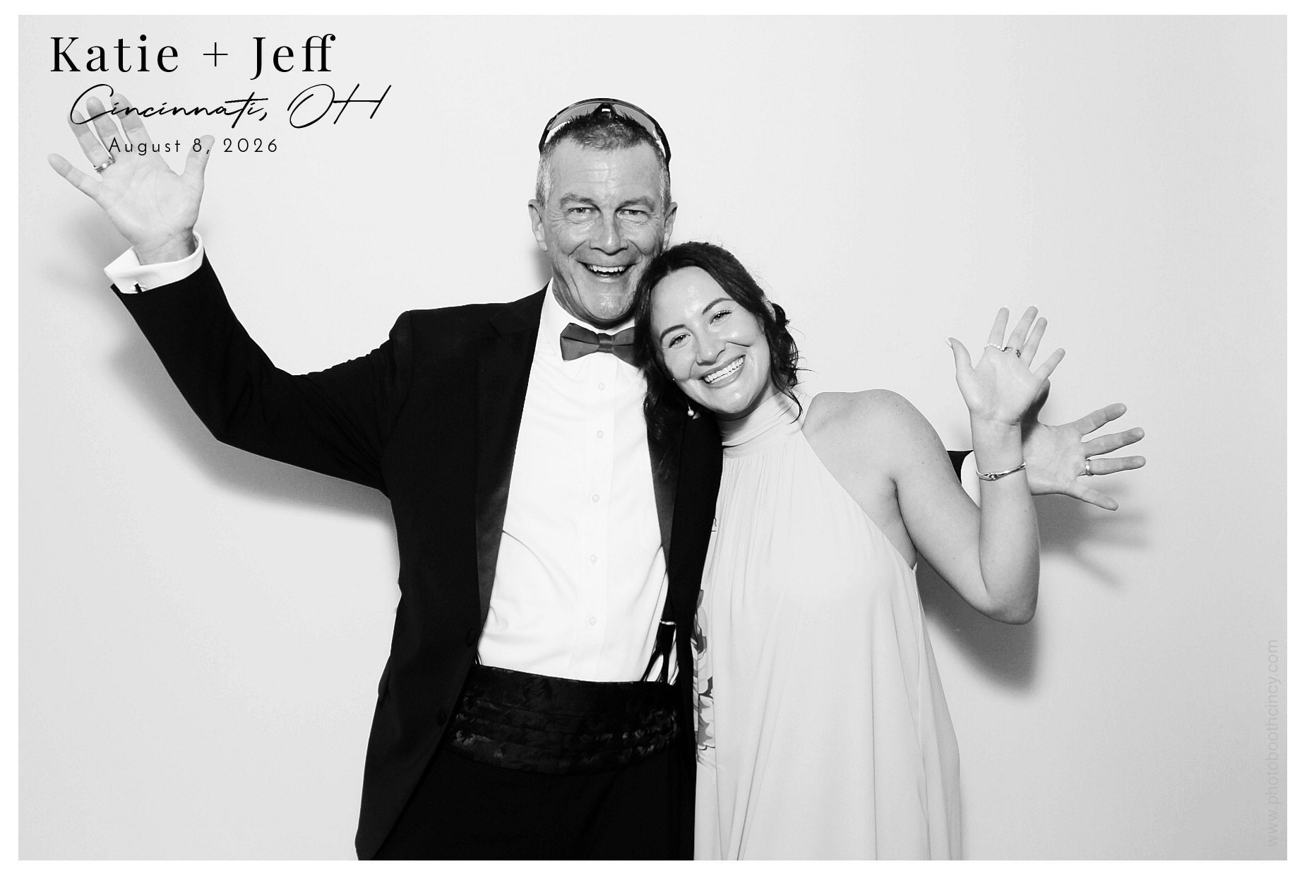 Katie & Jeff | View more photos from the event at gallery.photoboothcincy.com/u/PhotoBoothCincy/Katie-Jeff