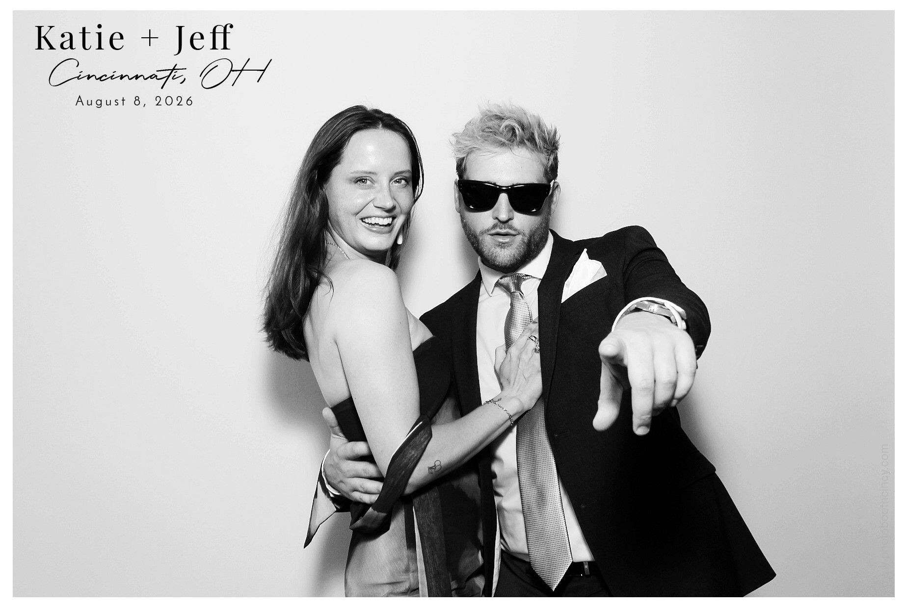 Katie & Jeff | View more photos from the event at gallery.photoboothcincy.com/u/PhotoBoothCincy/Katie-Jeff