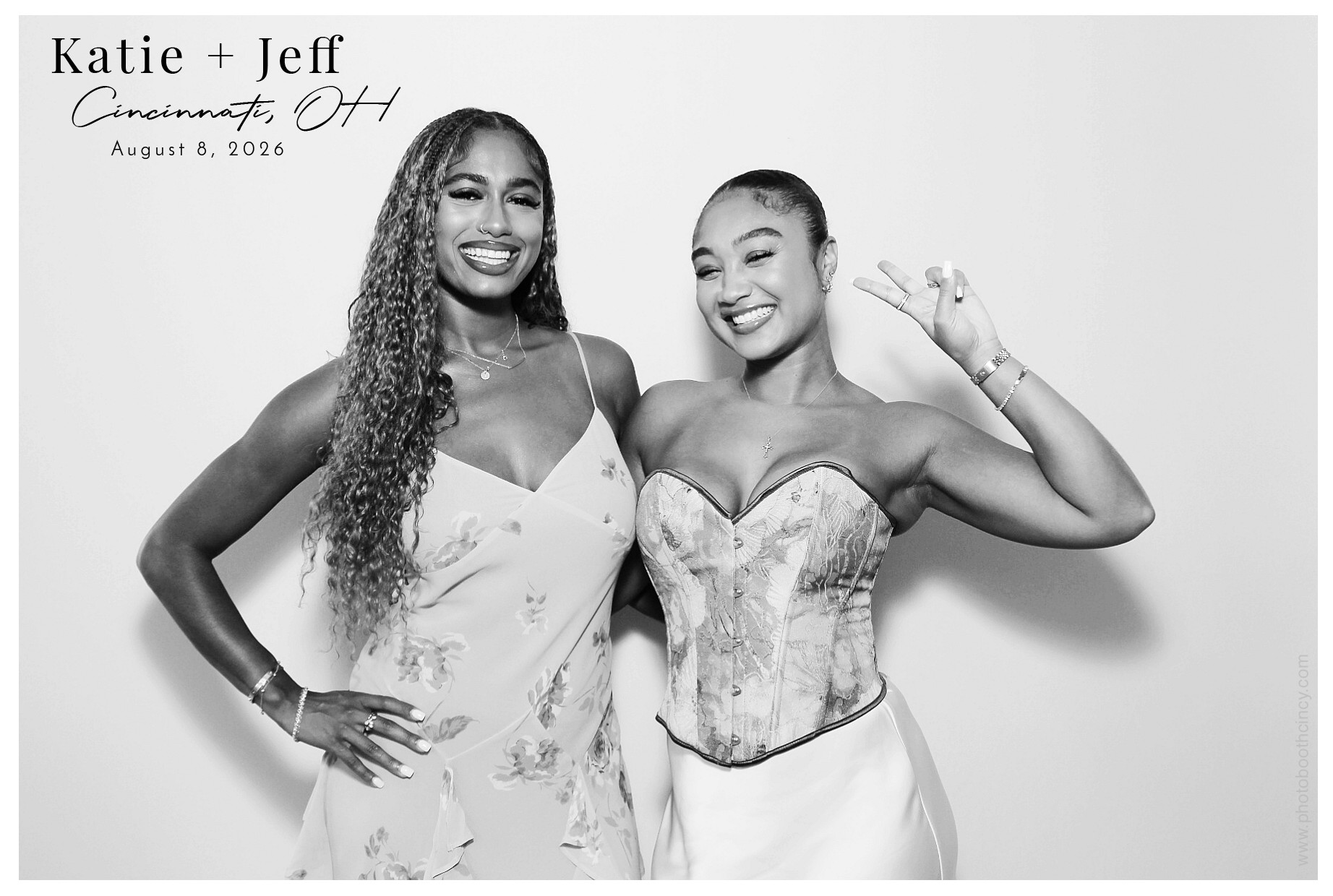 Katie & Jeff | View more photos from the event at gallery.photoboothcincy.com/u/PhotoBoothCincy/Katie-Jeff