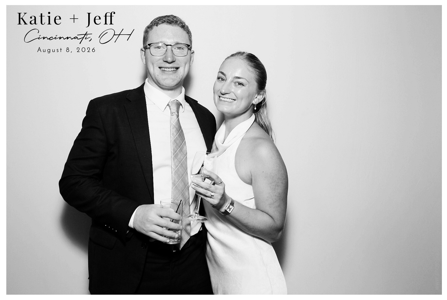 Katie & Jeff | View more photos from the event at gallery.photoboothcincy.com/u/PhotoBoothCincy/Katie-Jeff