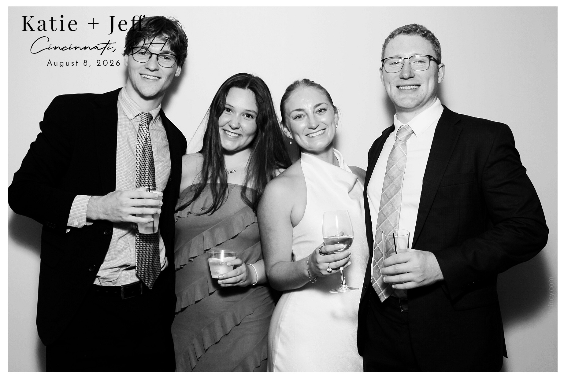 Katie & Jeff | View more photos from the event at gallery.photoboothcincy.com/u/PhotoBoothCincy/Katie-Jeff