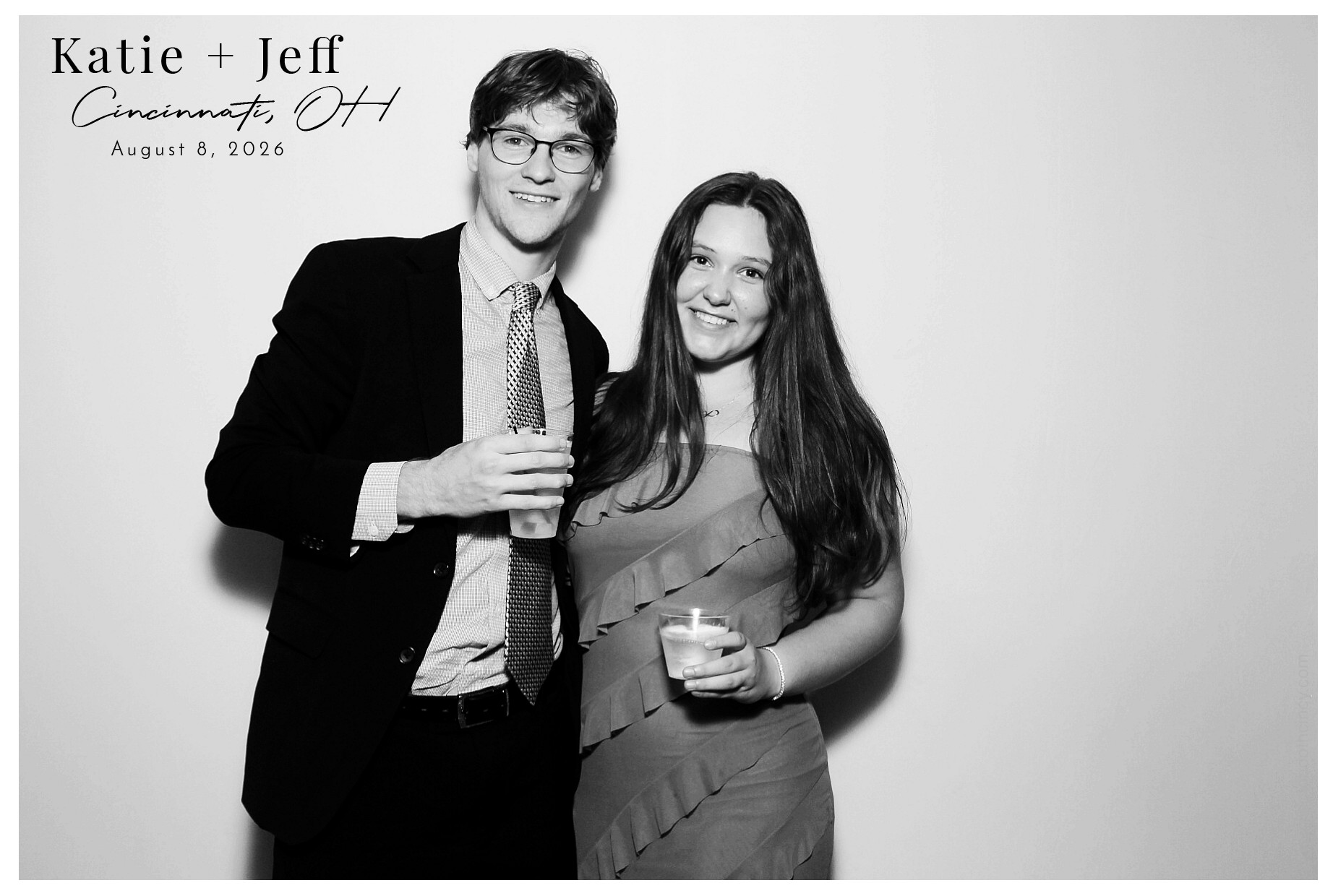 Katie & Jeff | View more photos from the event at gallery.photoboothcincy.com/u/PhotoBoothCincy/Katie-Jeff