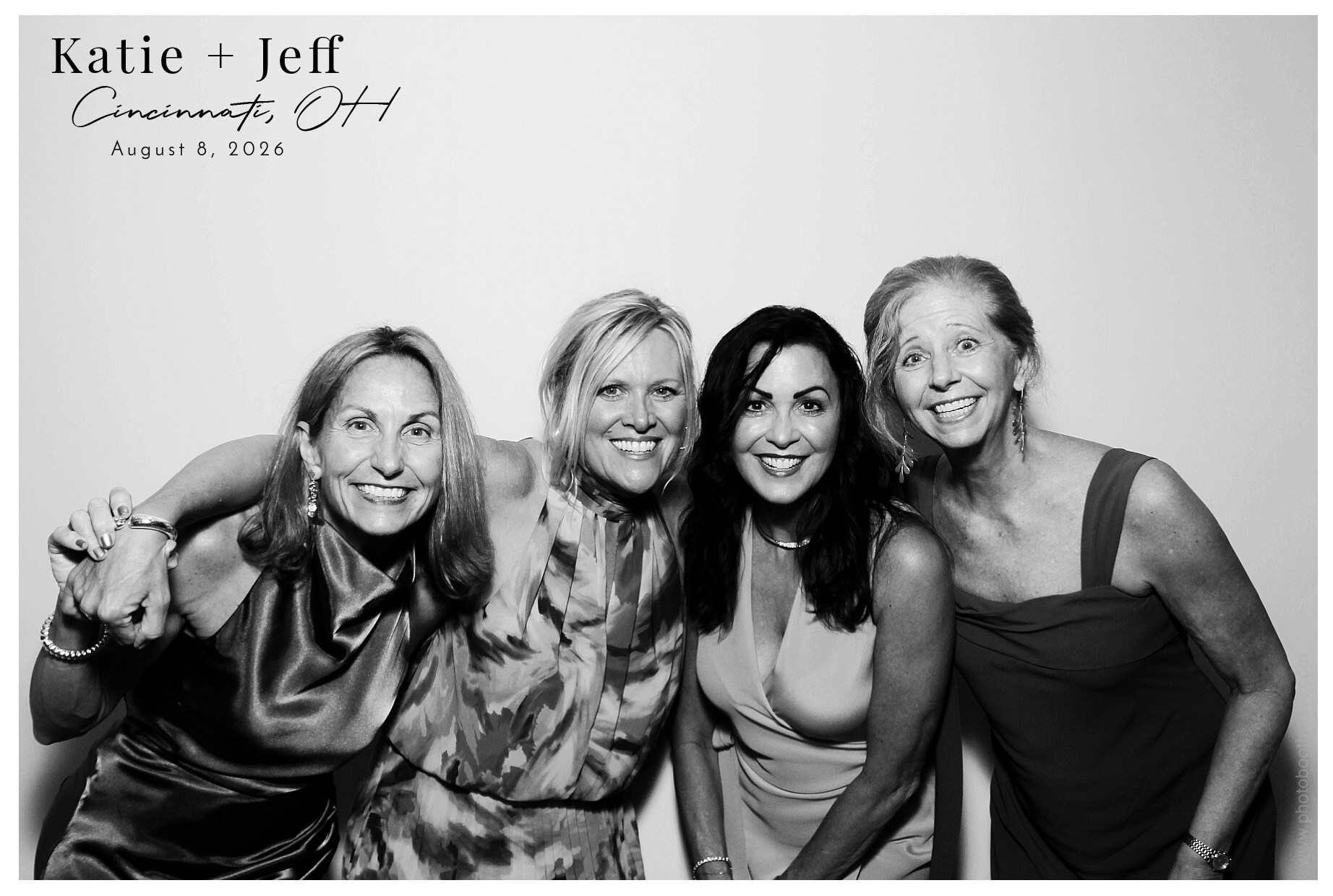 Katie & Jeff | View more photos from the event at gallery.photoboothcincy.com/u/PhotoBoothCincy/Katie-Jeff
