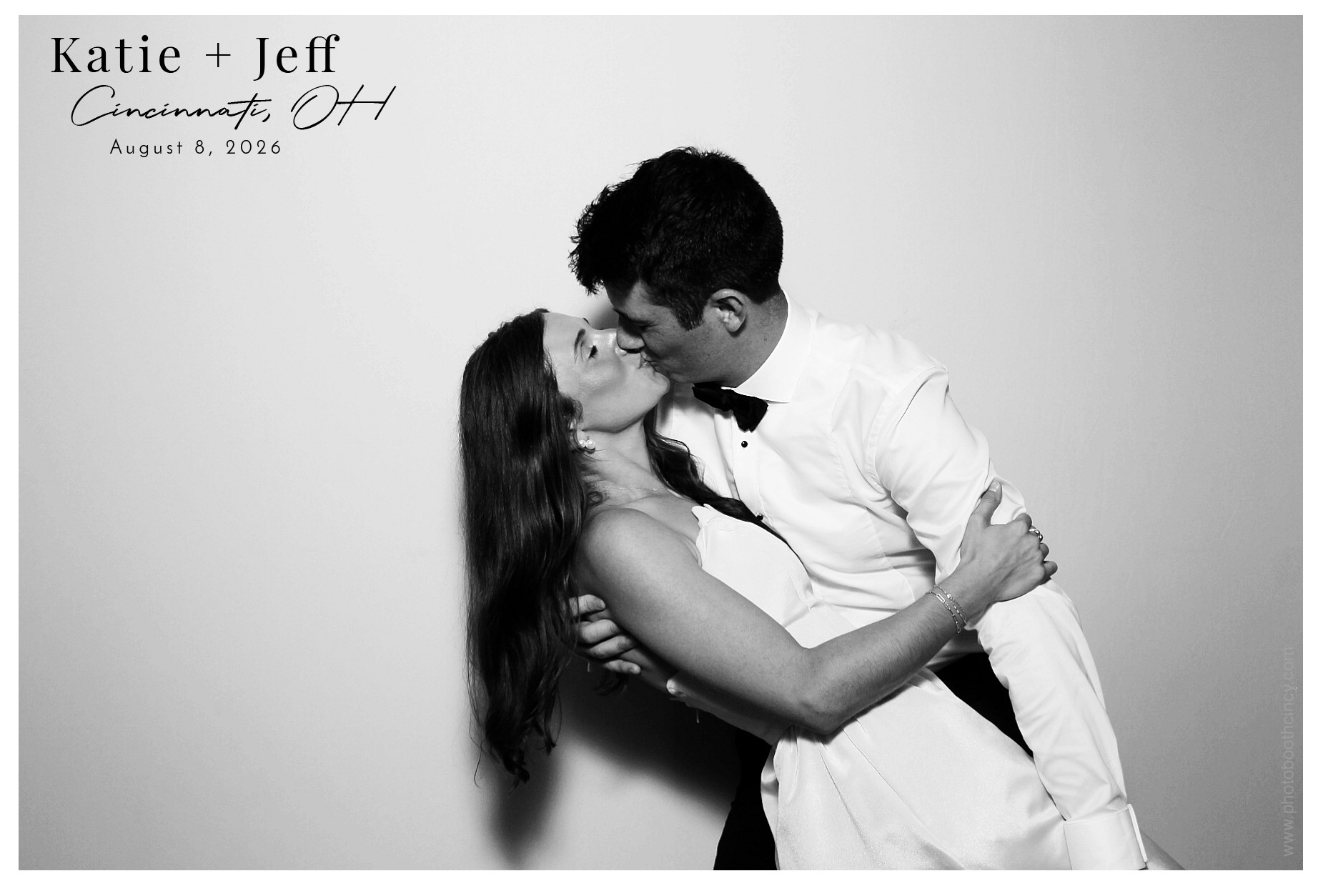 Katie & Jeff | View more photos from the event at gallery.photoboothcincy.com/u/PhotoBoothCincy/Katie-Jeff