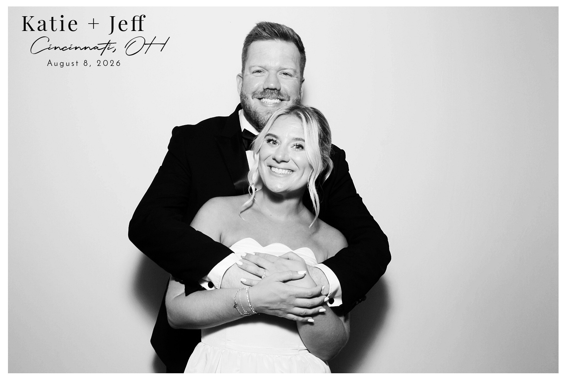 Katie & Jeff | View more photos from the event at gallery.photoboothcincy.com/u/PhotoBoothCincy/Katie-Jeff