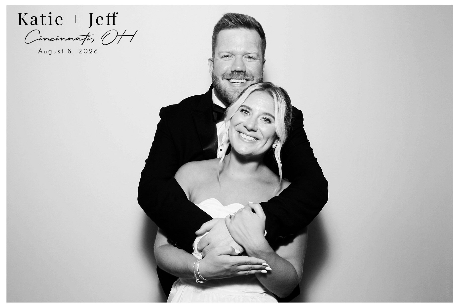 Katie & Jeff | View more photos from the event at gallery.photoboothcincy.com/u/PhotoBoothCincy/Katie-Jeff