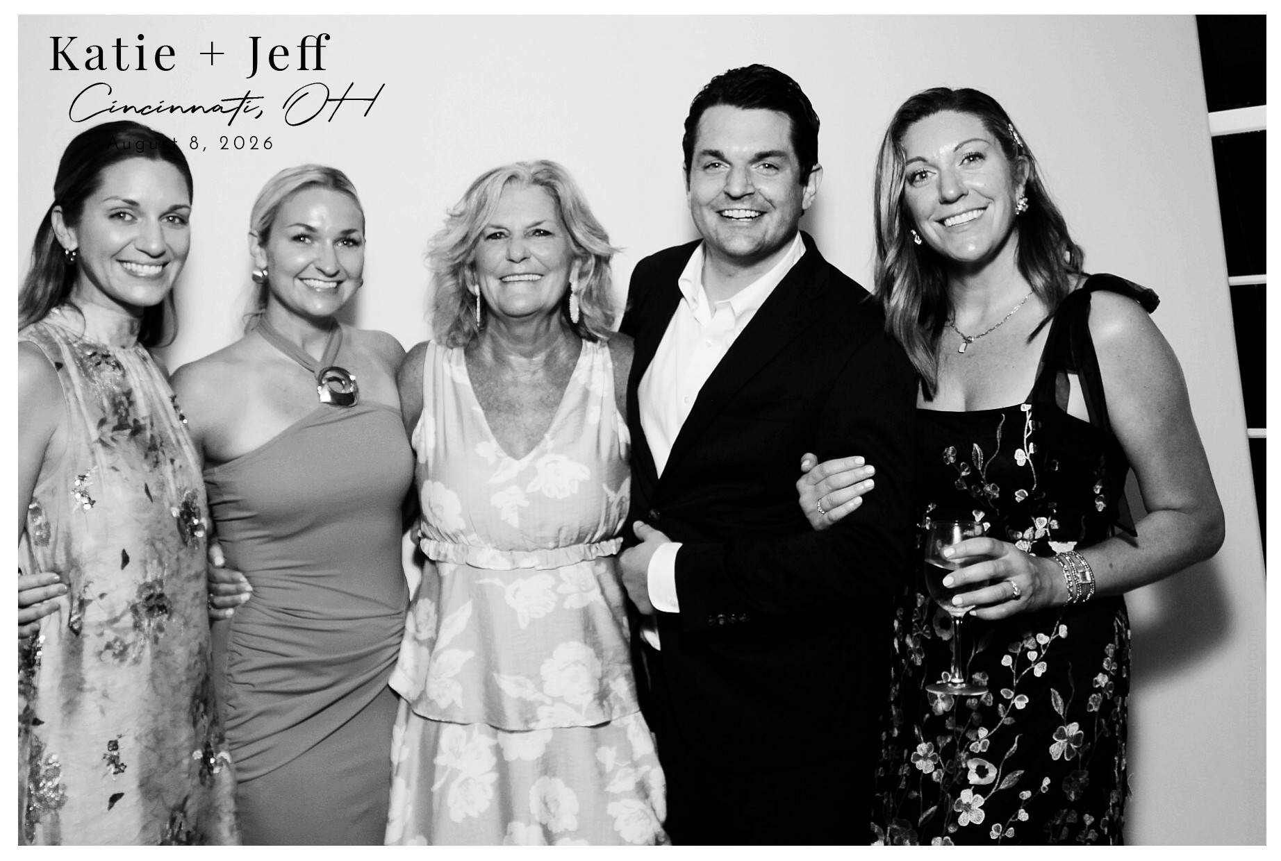 Katie & Jeff | View more photos from the event at gallery.photoboothcincy.com/u/PhotoBoothCincy/Katie-Jeff