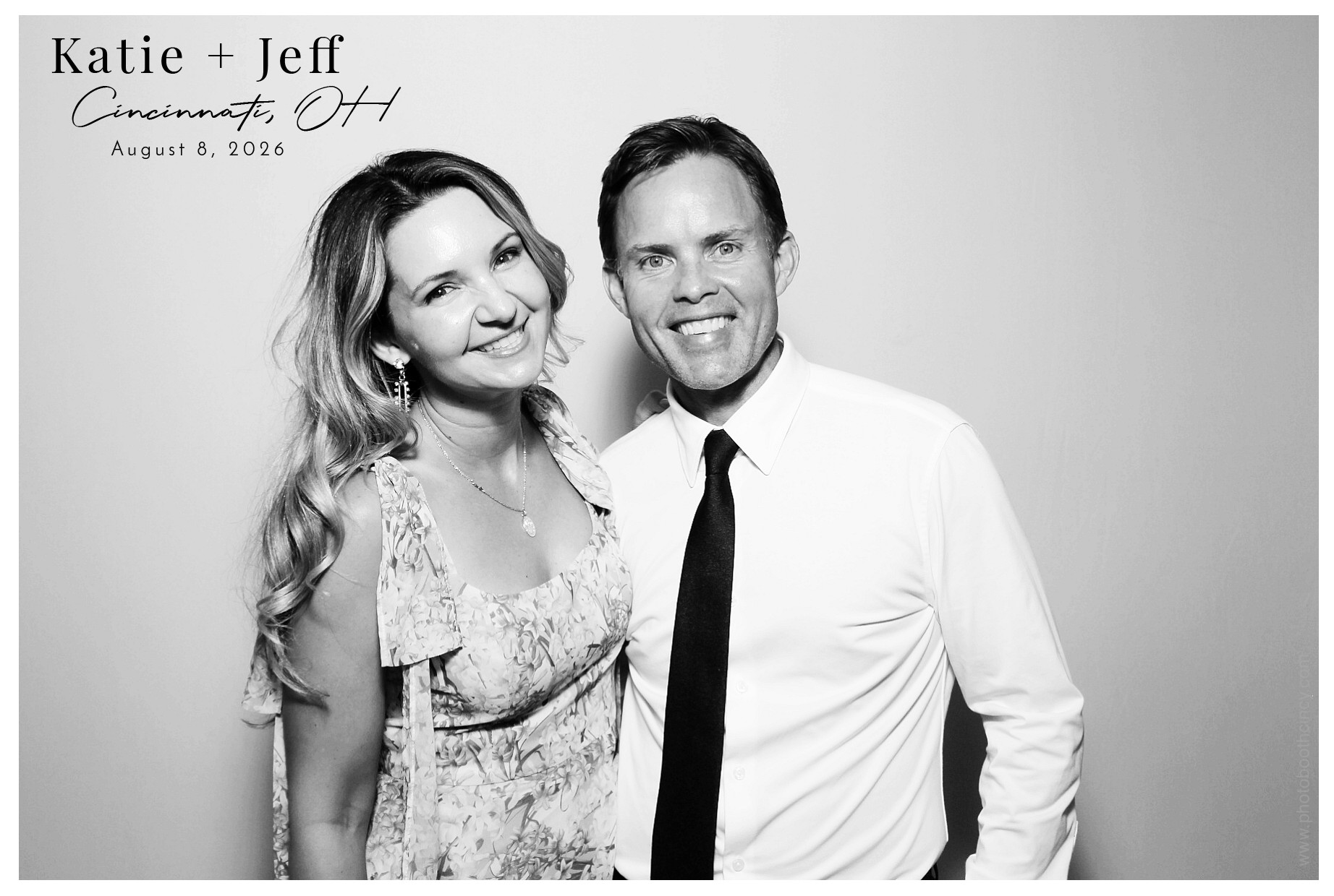 Katie & Jeff | View more photos from the event at gallery.photoboothcincy.com/u/PhotoBoothCincy/Katie-Jeff