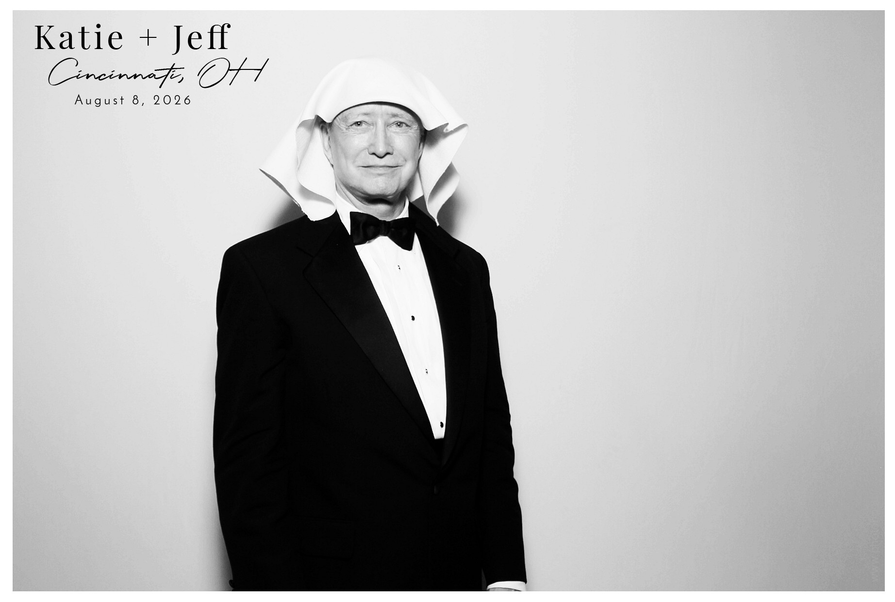 Katie & Jeff | View more photos from the event at gallery.photoboothcincy.com/u/PhotoBoothCincy/Katie-Jeff