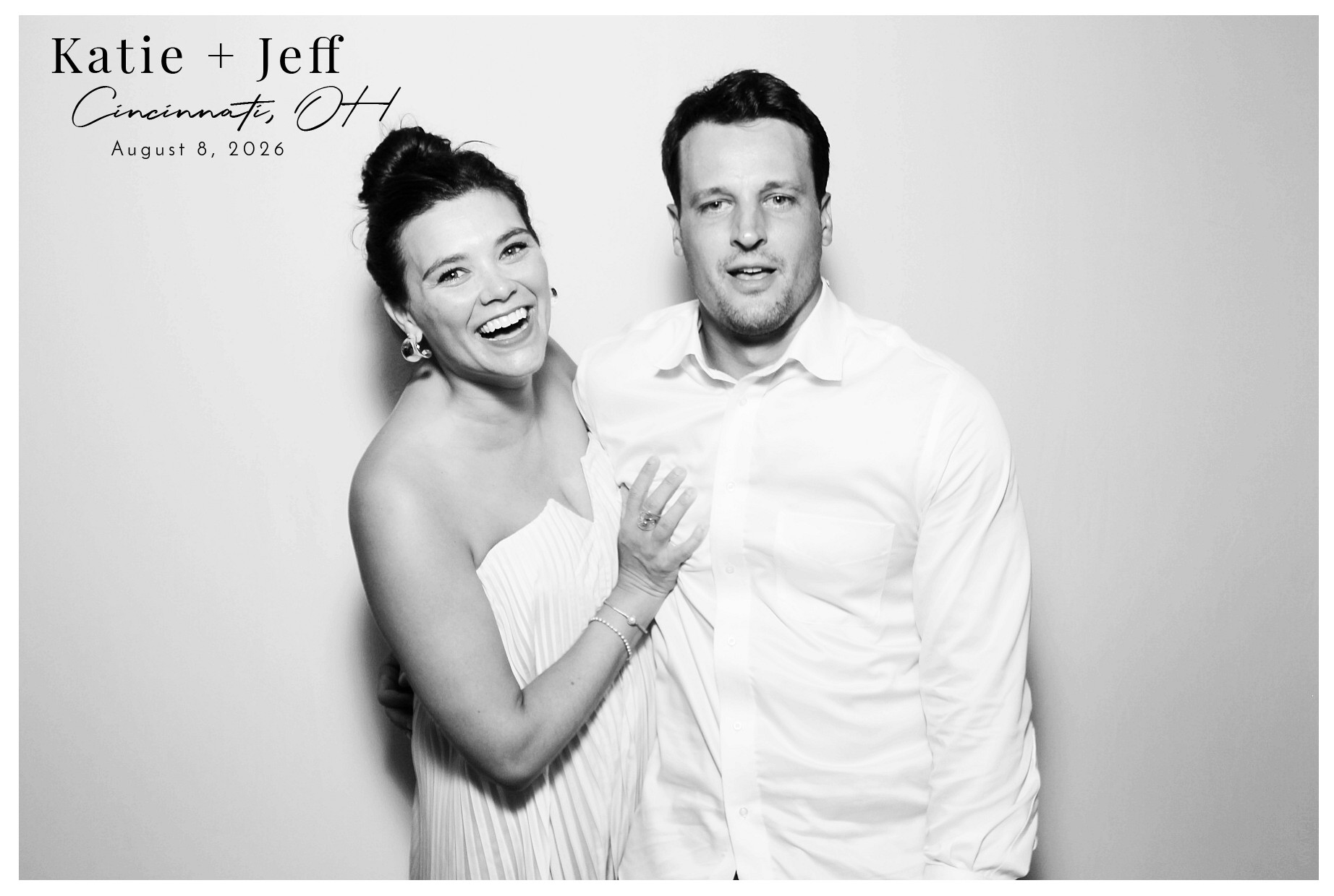 Katie & Jeff | View more photos from the event at gallery.photoboothcincy.com/u/PhotoBoothCincy/Katie-Jeff
