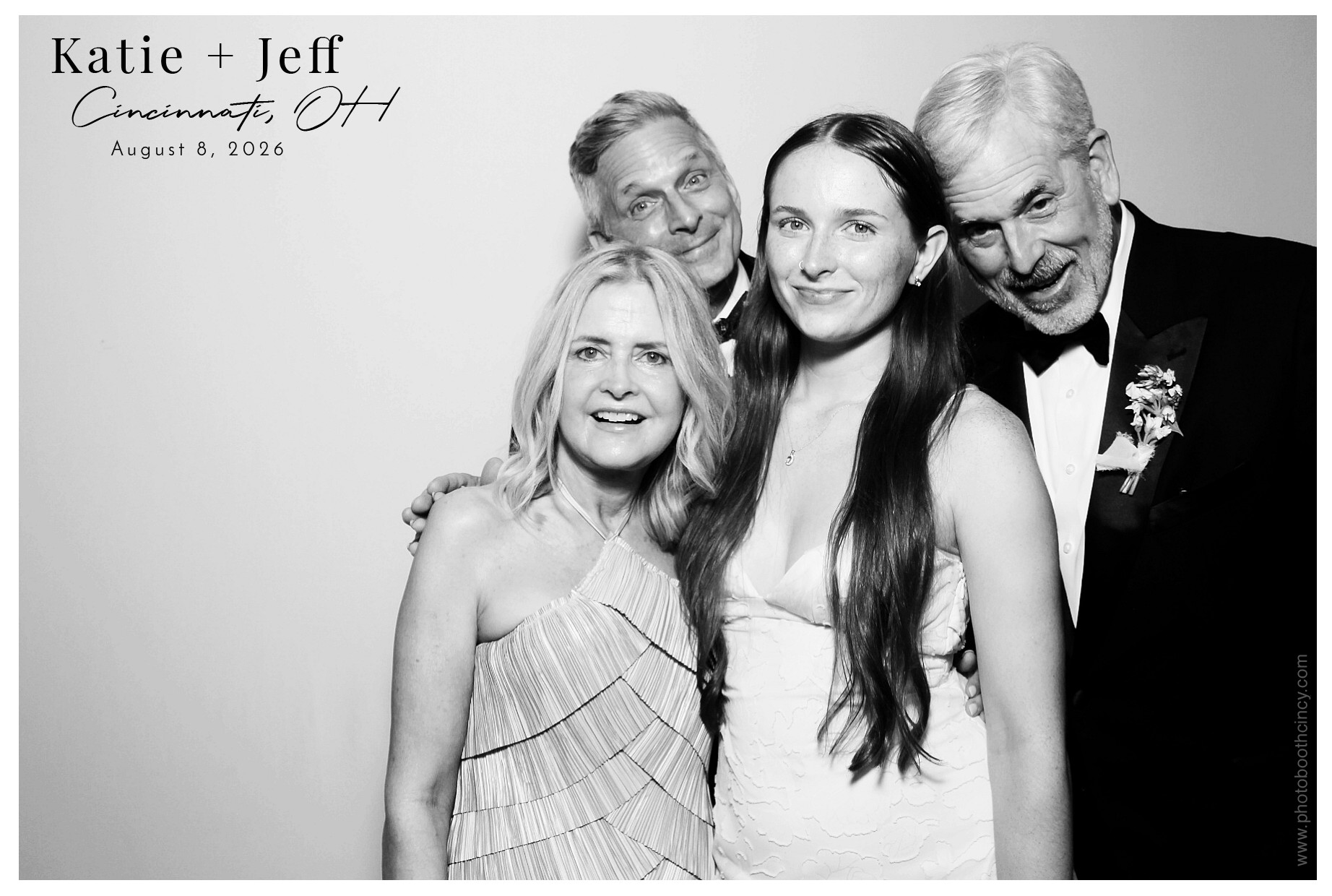 Katie & Jeff | View more photos from the event at gallery.photoboothcincy.com/u/PhotoBoothCincy/Katie-Jeff