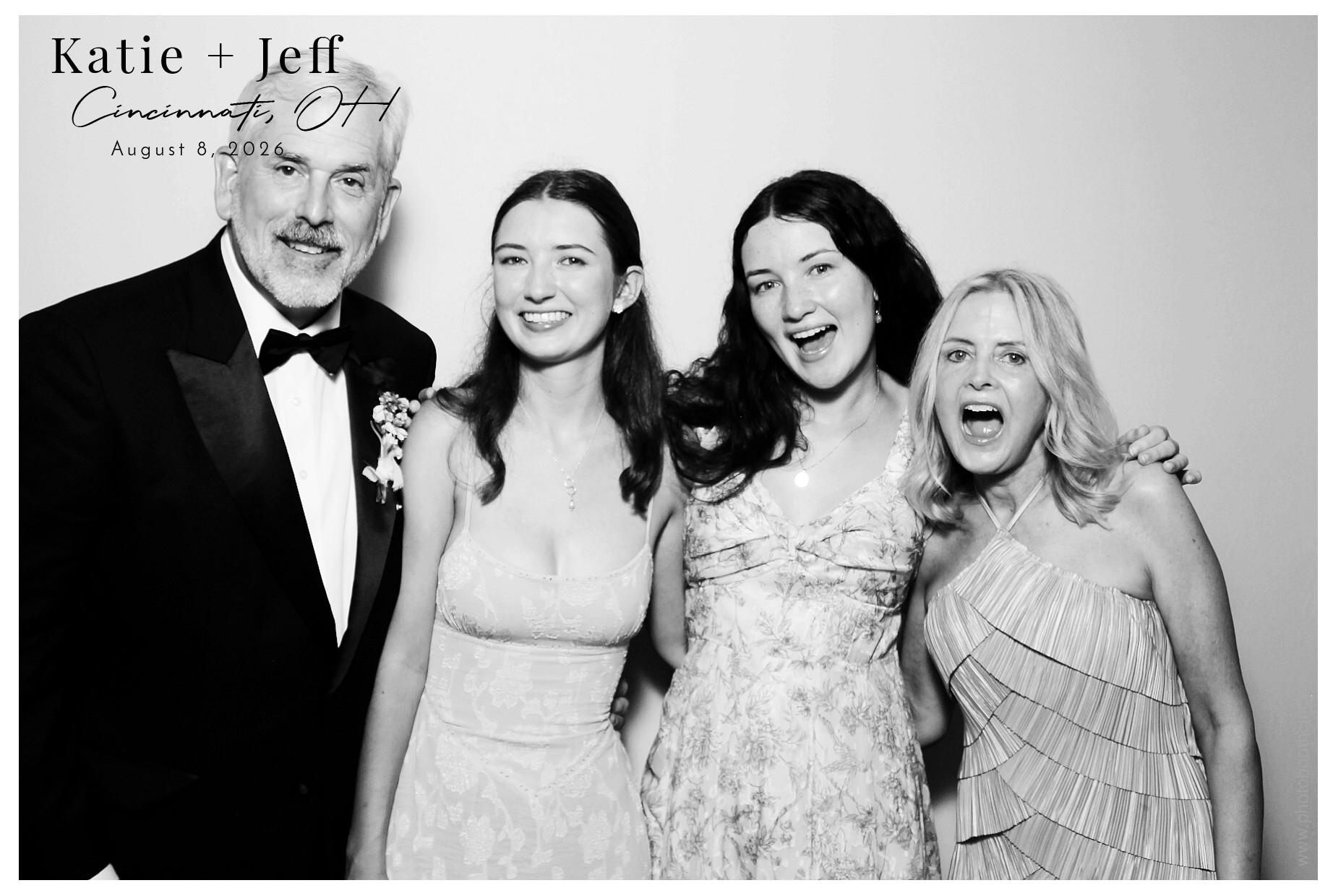 Katie & Jeff | View more photos from the event at gallery.photoboothcincy.com/u/PhotoBoothCincy/Katie-Jeff