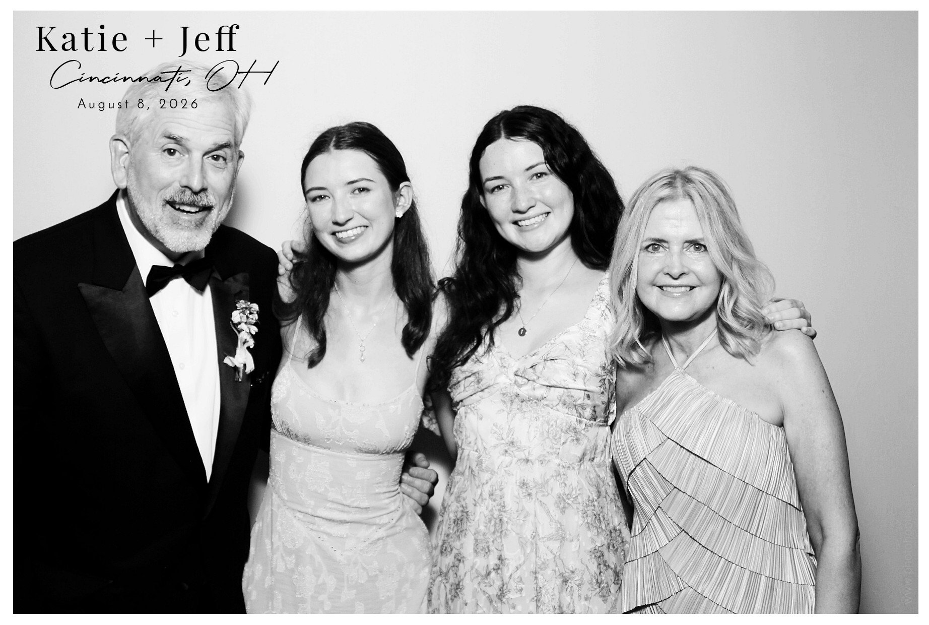 Katie & Jeff | View more photos from the event at gallery.photoboothcincy.com/u/PhotoBoothCincy/Katie-Jeff