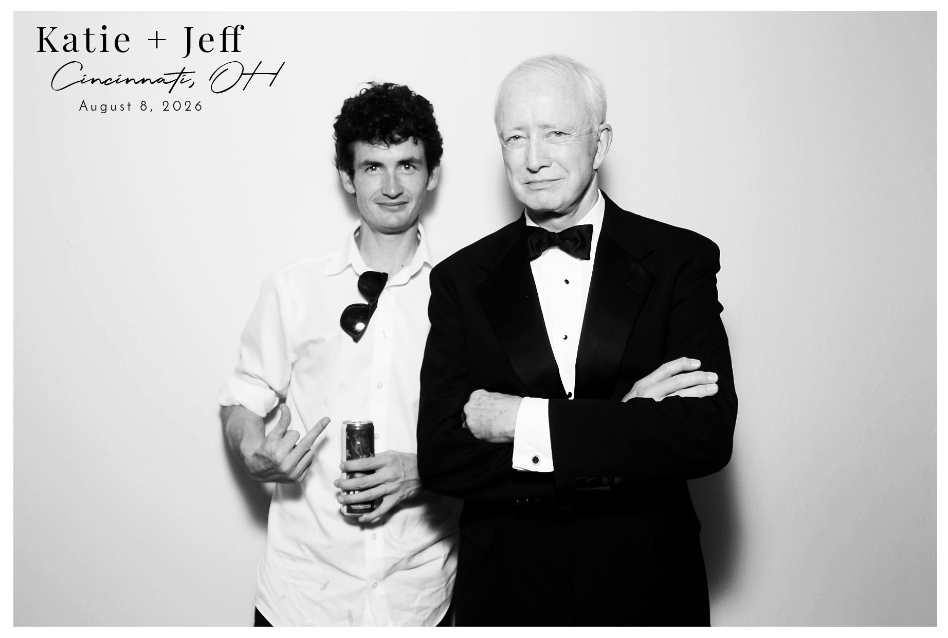 Katie & Jeff | View more photos from the event at gallery.photoboothcincy.com/u/PhotoBoothCincy/Katie-Jeff