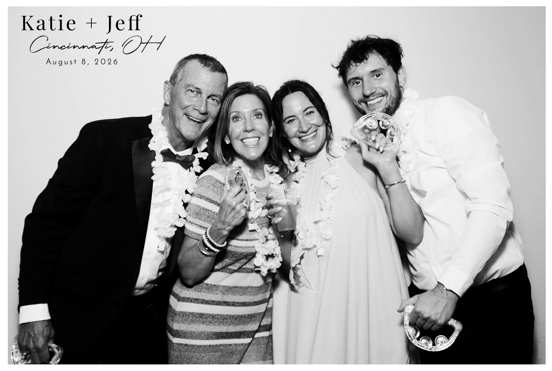 Katie & Jeff | View more photos from the event at gallery.photoboothcincy.com/u/PhotoBoothCincy/Katie-Jeff
