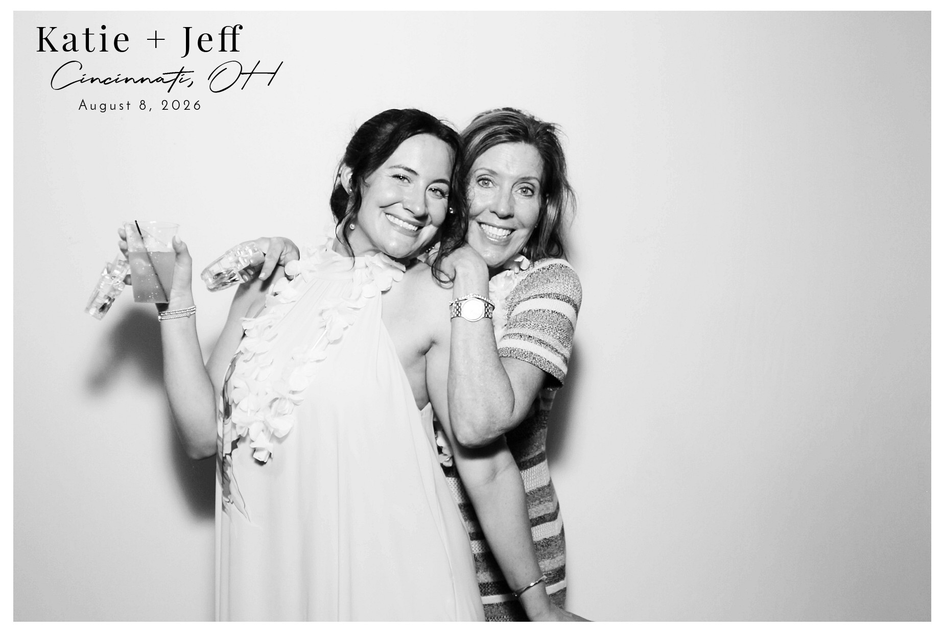 Katie & Jeff | View more photos from the event at gallery.photoboothcincy.com/u/PhotoBoothCincy/Katie-Jeff