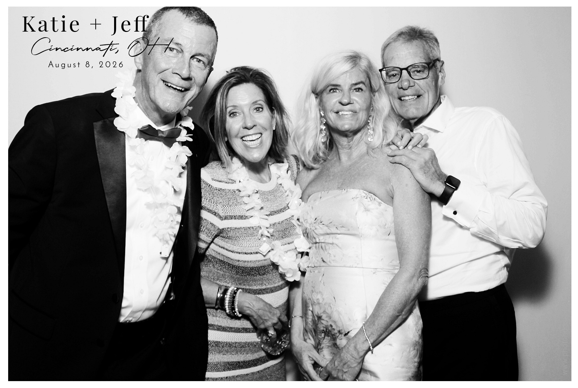 Katie & Jeff | View more photos from the event at gallery.photoboothcincy.com/u/PhotoBoothCincy/Katie-Jeff