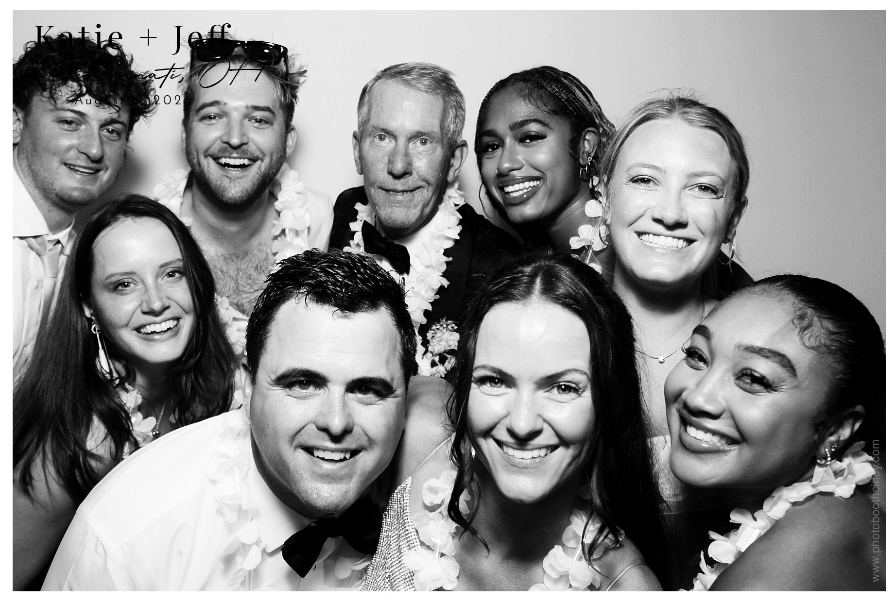 Katie & Jeff | View more photos from the event at gallery.photoboothcincy.com/u/PhotoBoothCincy/Katie-Jeff