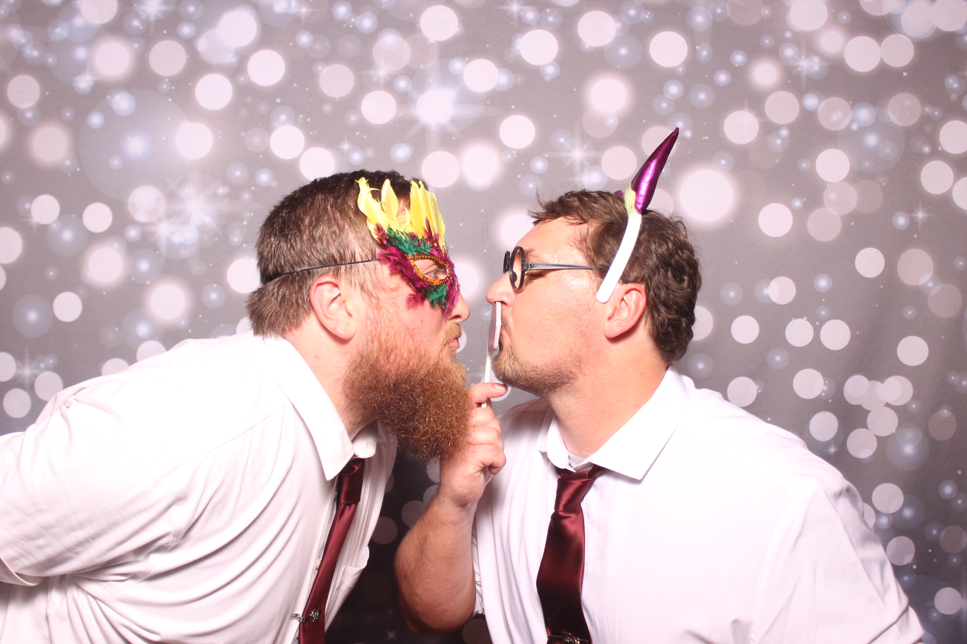 Kaylen & Mike | View more photos from the event at gallery.photoboothcincy.com/u/PhotoBoothCincy/Kaylen-Mike