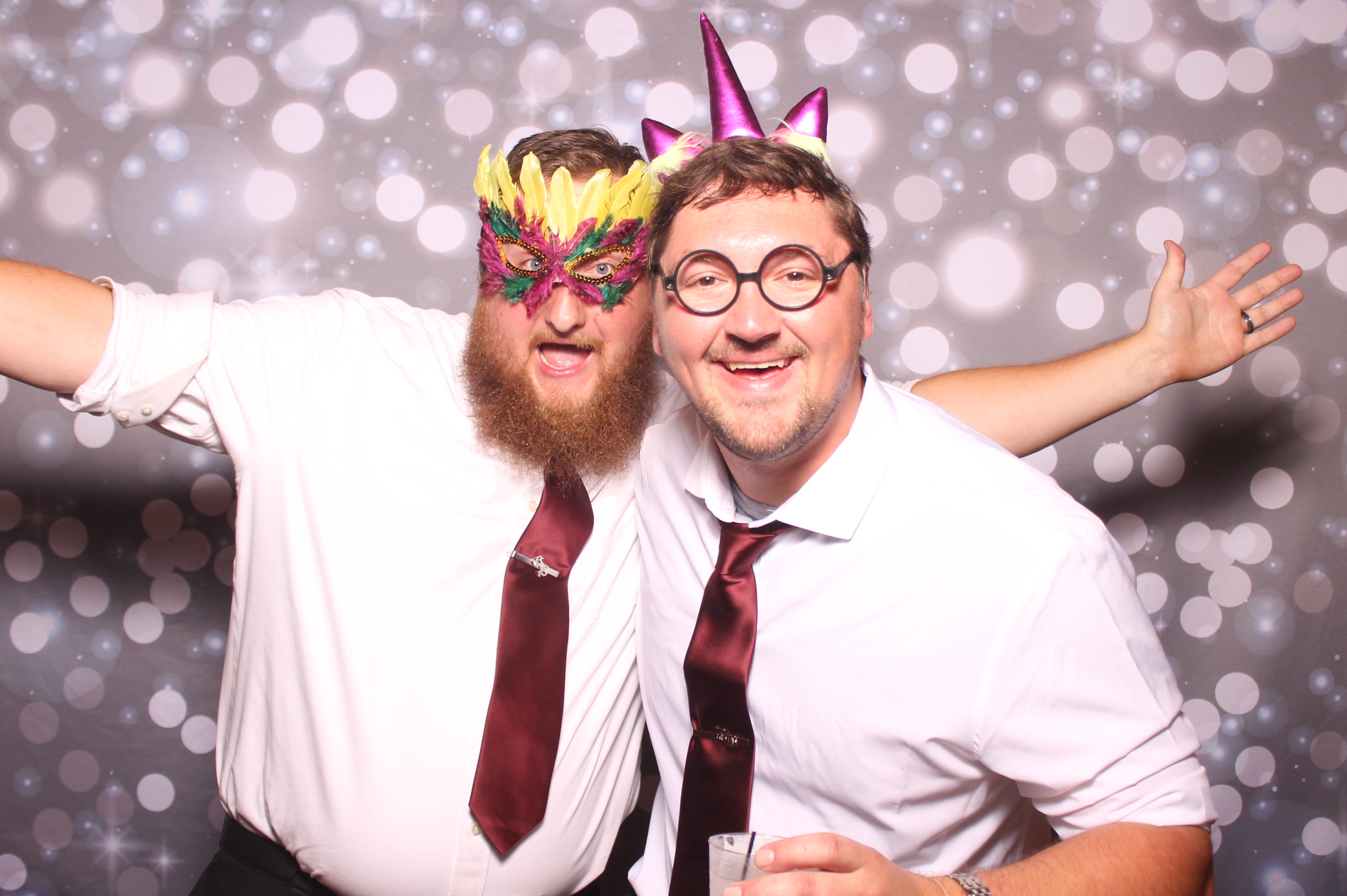 Kaylen & Mike | View more photos from the event at gallery.photoboothcincy.com/u/PhotoBoothCincy/Kaylen-Mike