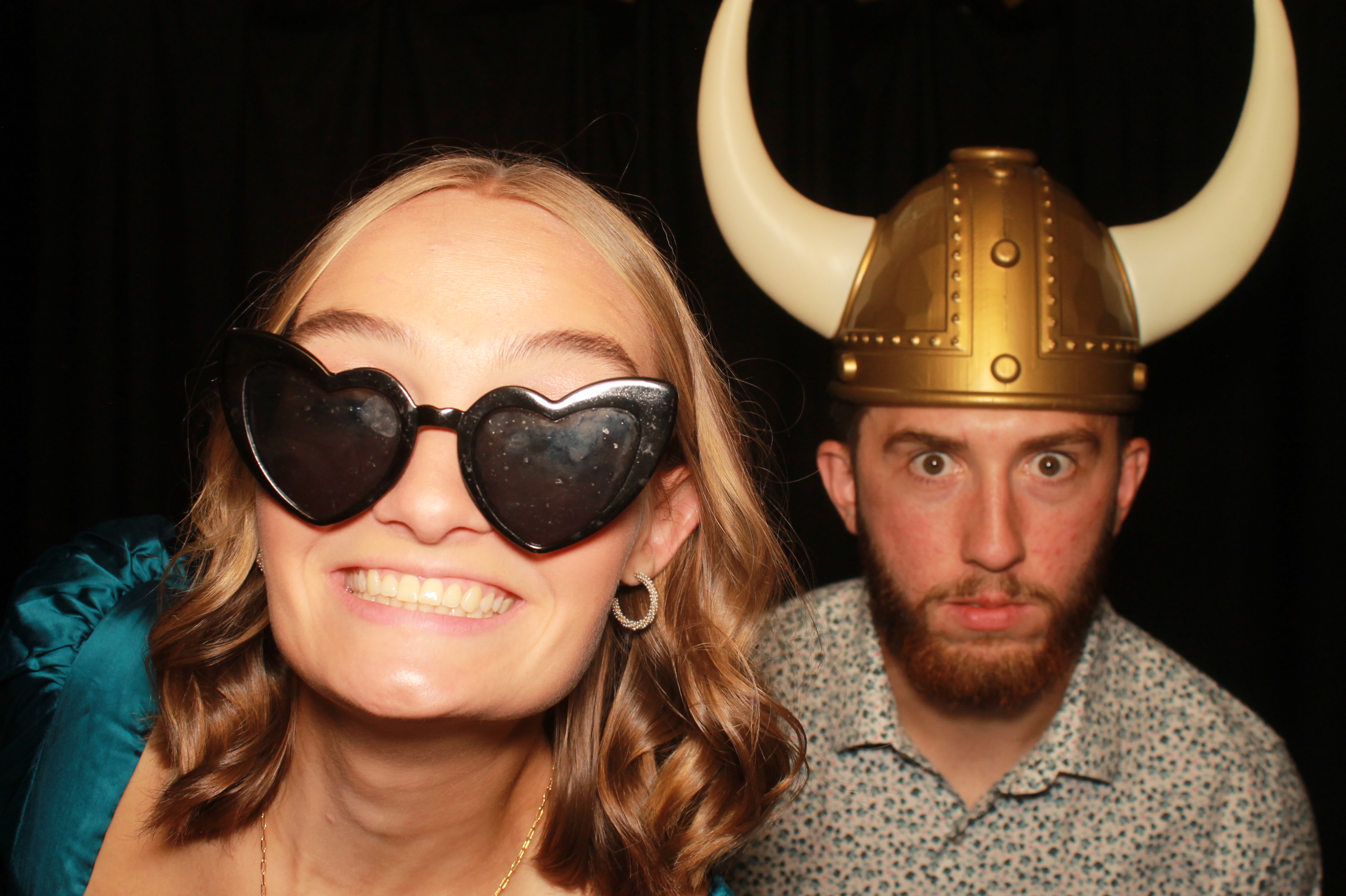 Kelli & Aaron Wedding | View more photos from the event at gallery.photoboothcincy.com/u/PhotoBoothCincy/Kelli-Aaron-Wedding