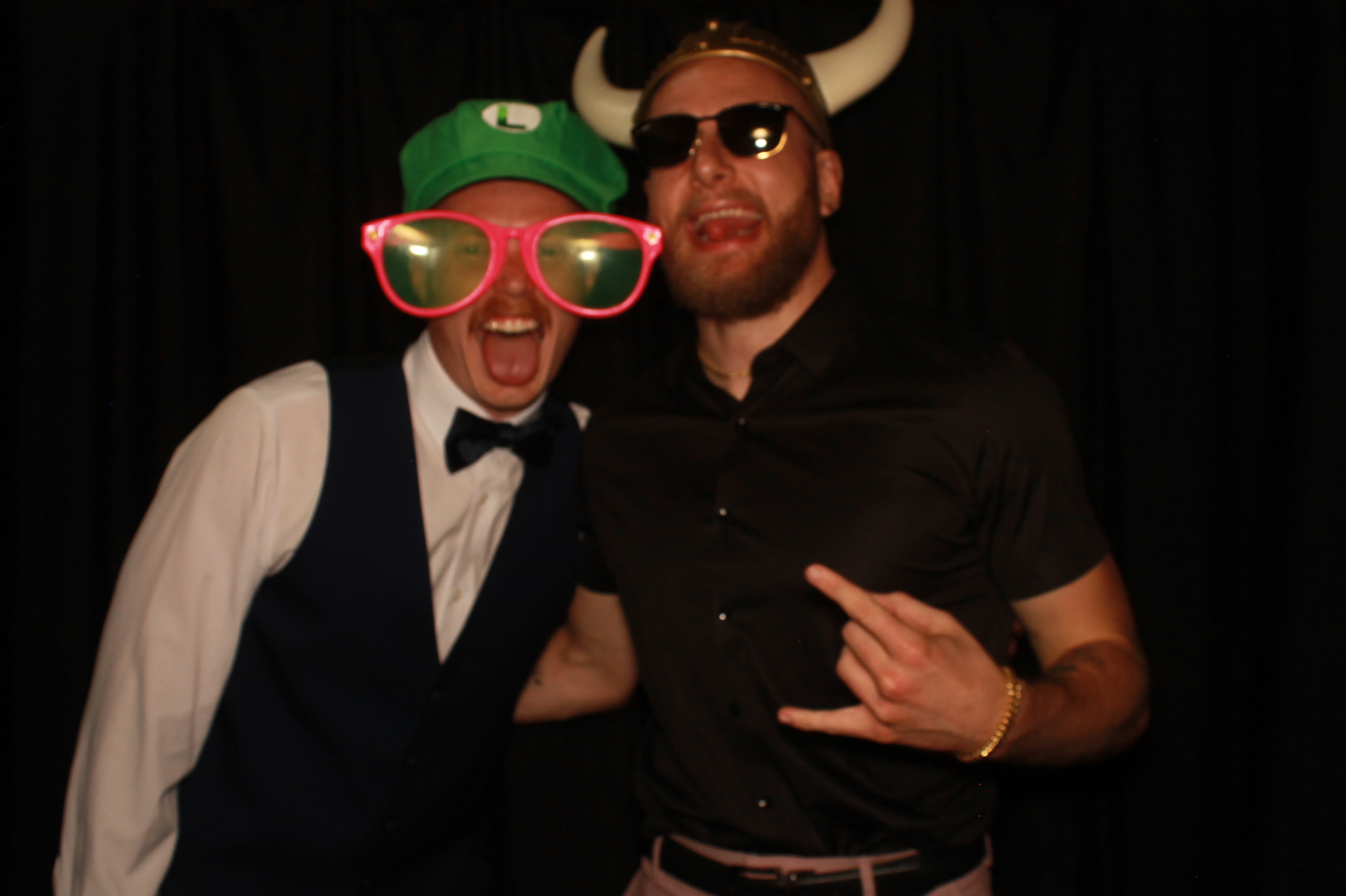 Kelli & Aaron Wedding | View more photos from the event at gallery.photoboothcincy.com/u/PhotoBoothCincy/Kelli-Aaron-Wedding