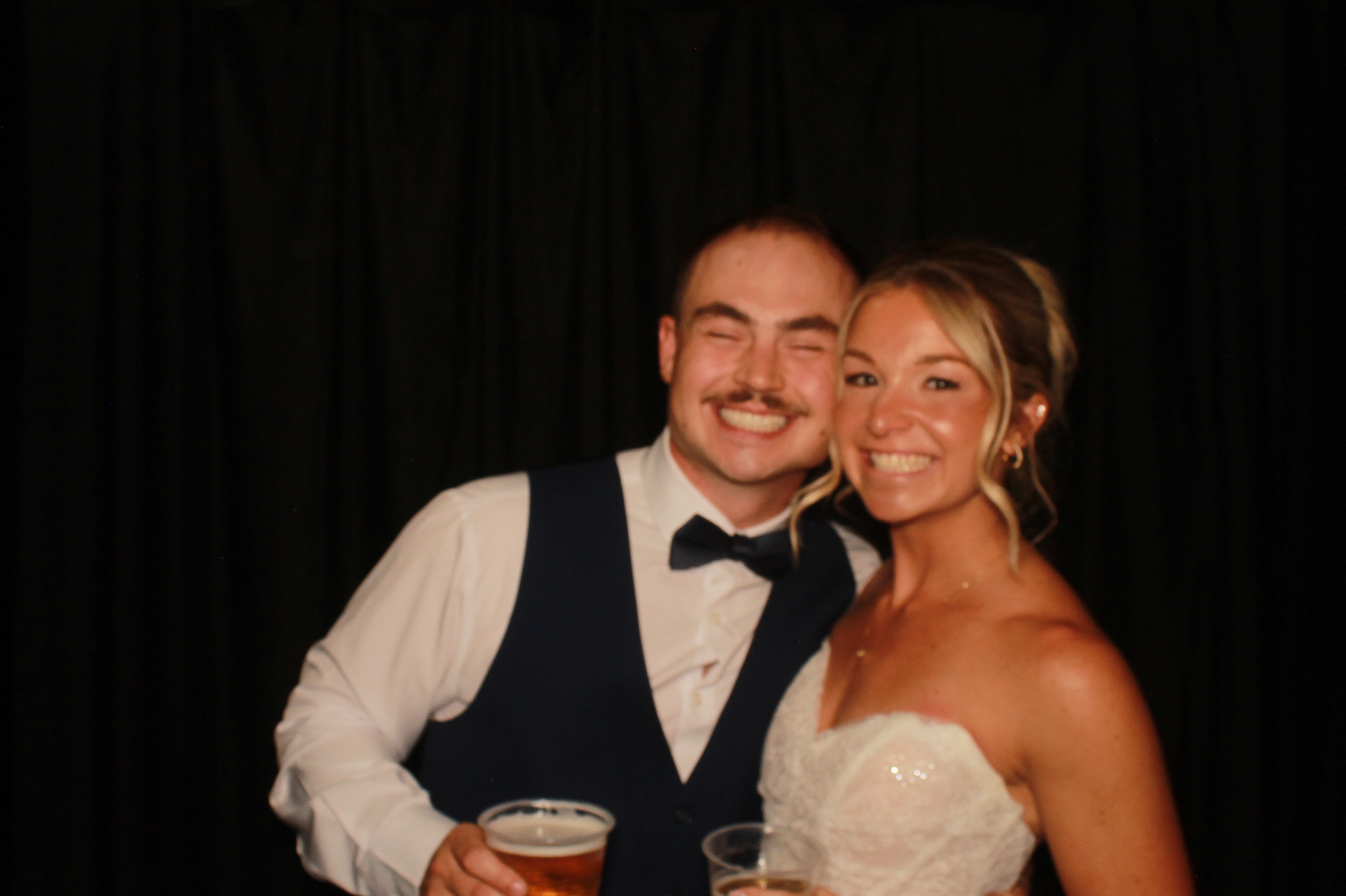Kelli & Aaron Wedding | View more photos from the event at gallery.photoboothcincy.com/u/PhotoBoothCincy/Kelli-Aaron-Wedding